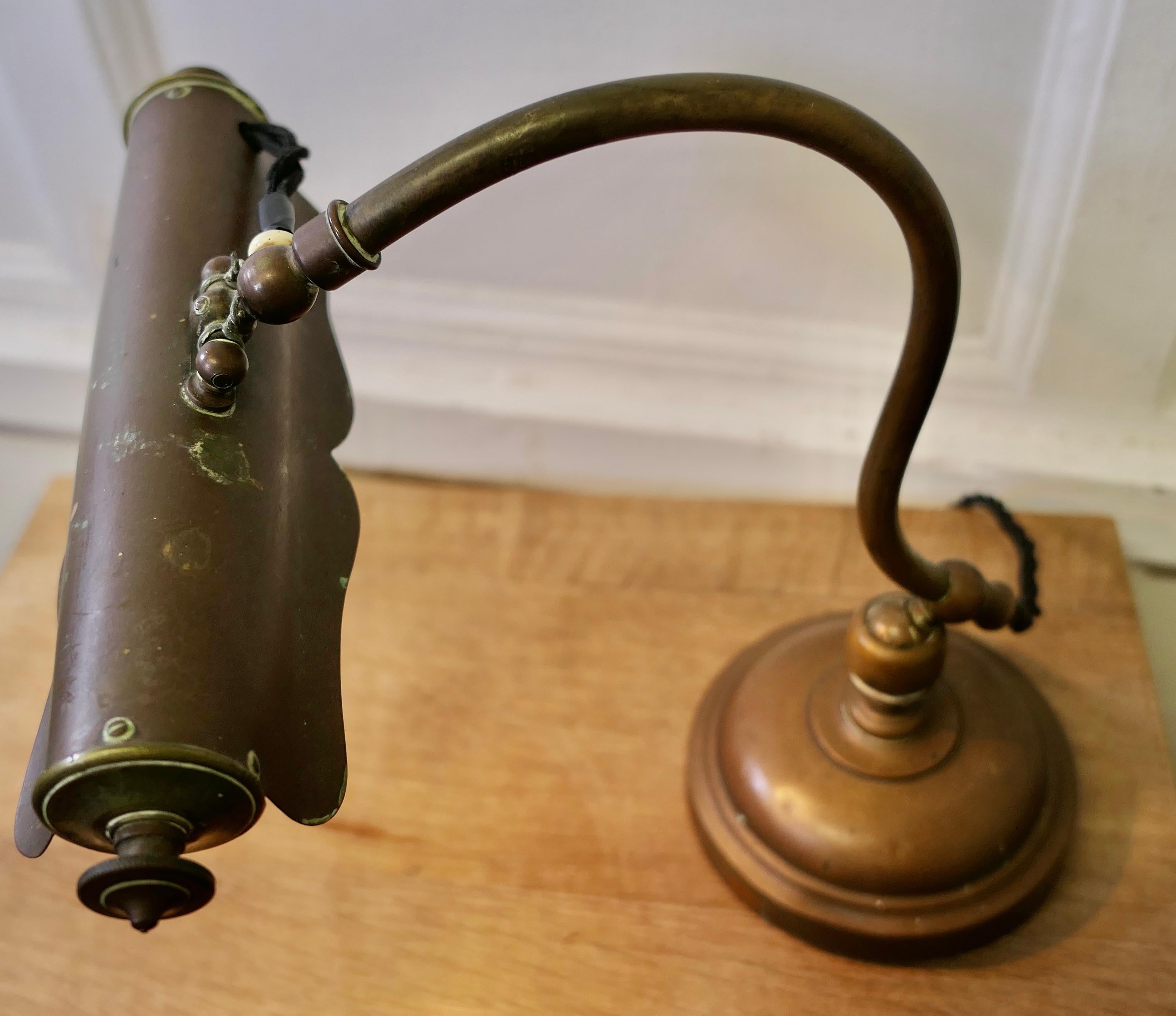Brass Art Nouveau Adjustable Library Lamp    For Sale 4