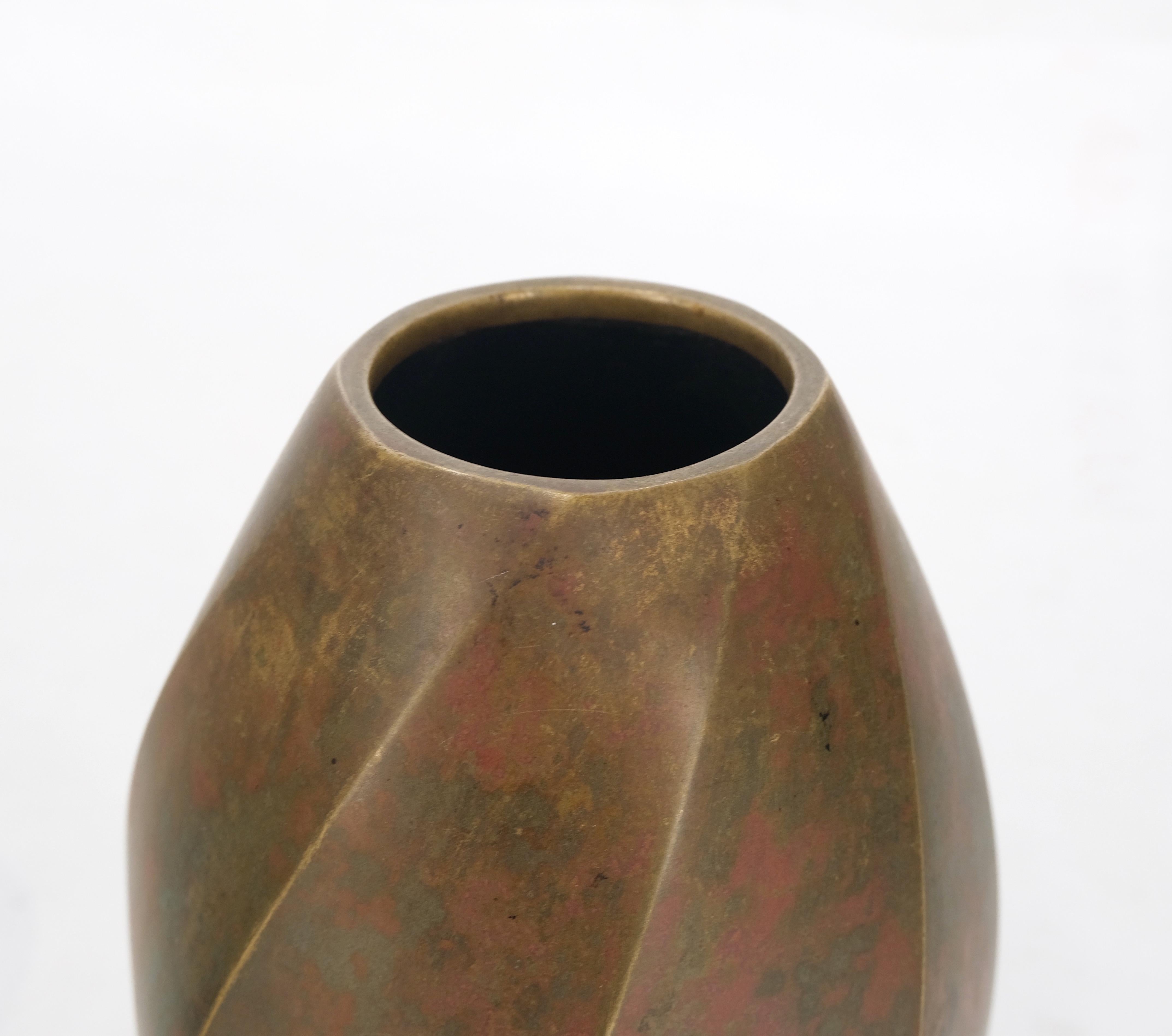 Brass Art Nouveau Style Twisted Cylinder Mid-Century Modern Vase For Sale 2
