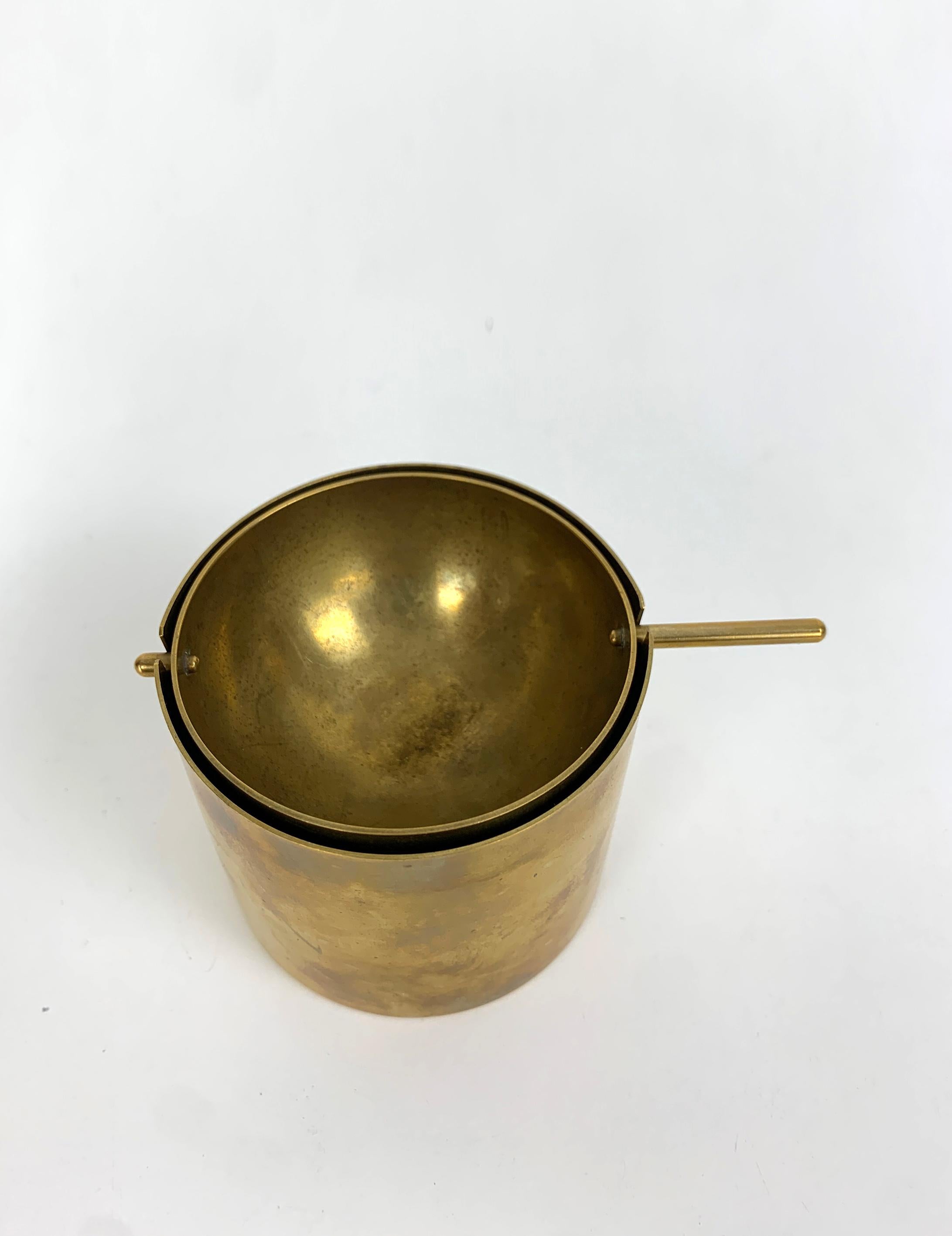 Danish Brass Ashtray by Arne Jacobsen for SAS Hotel, Stelton, Cylinda-Line, 1960s