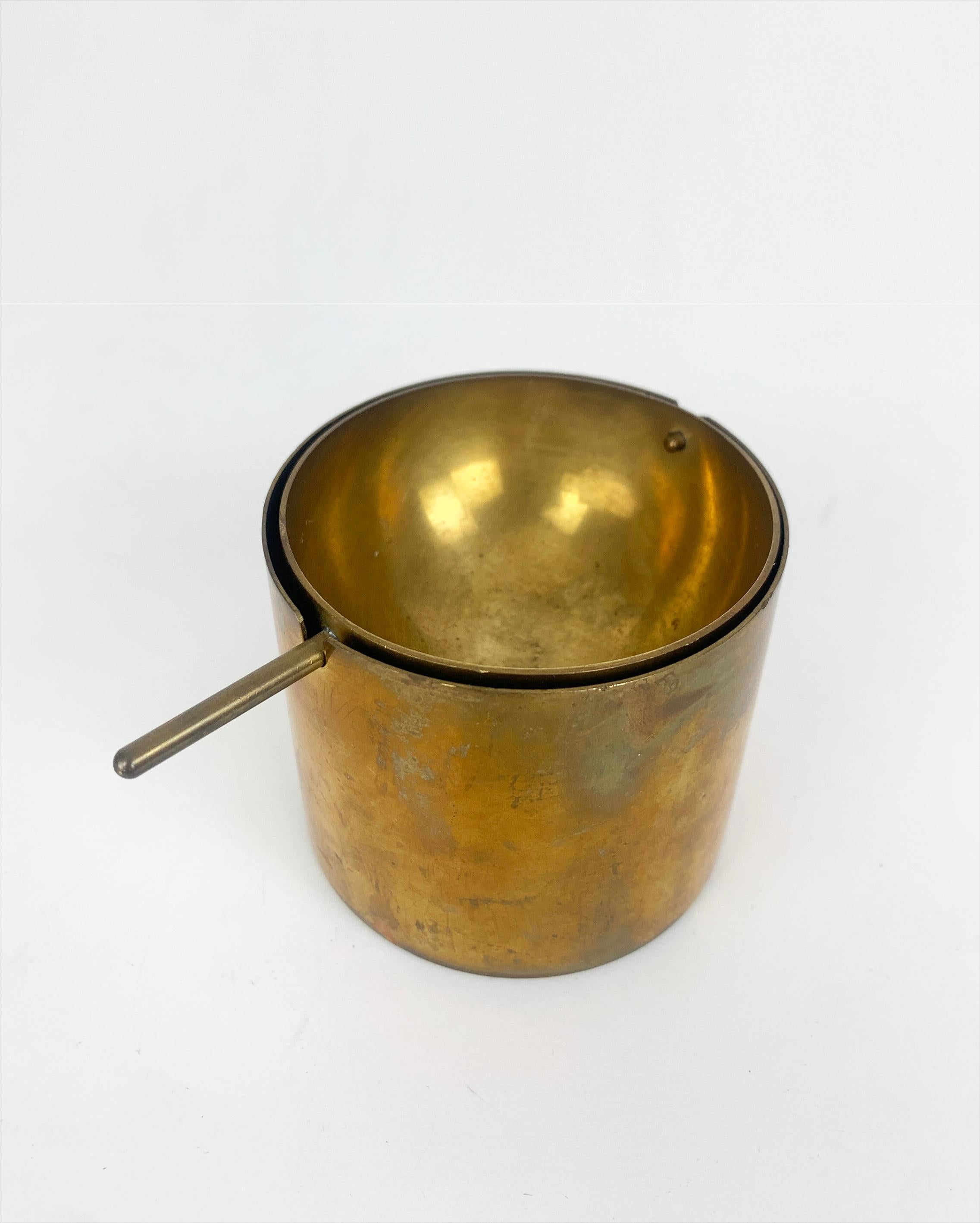 Danese Posacenere in ottone di Arne Jacobsen per SAS Hotel, Stelton, Cylinda-Line, anni '60 in vendita