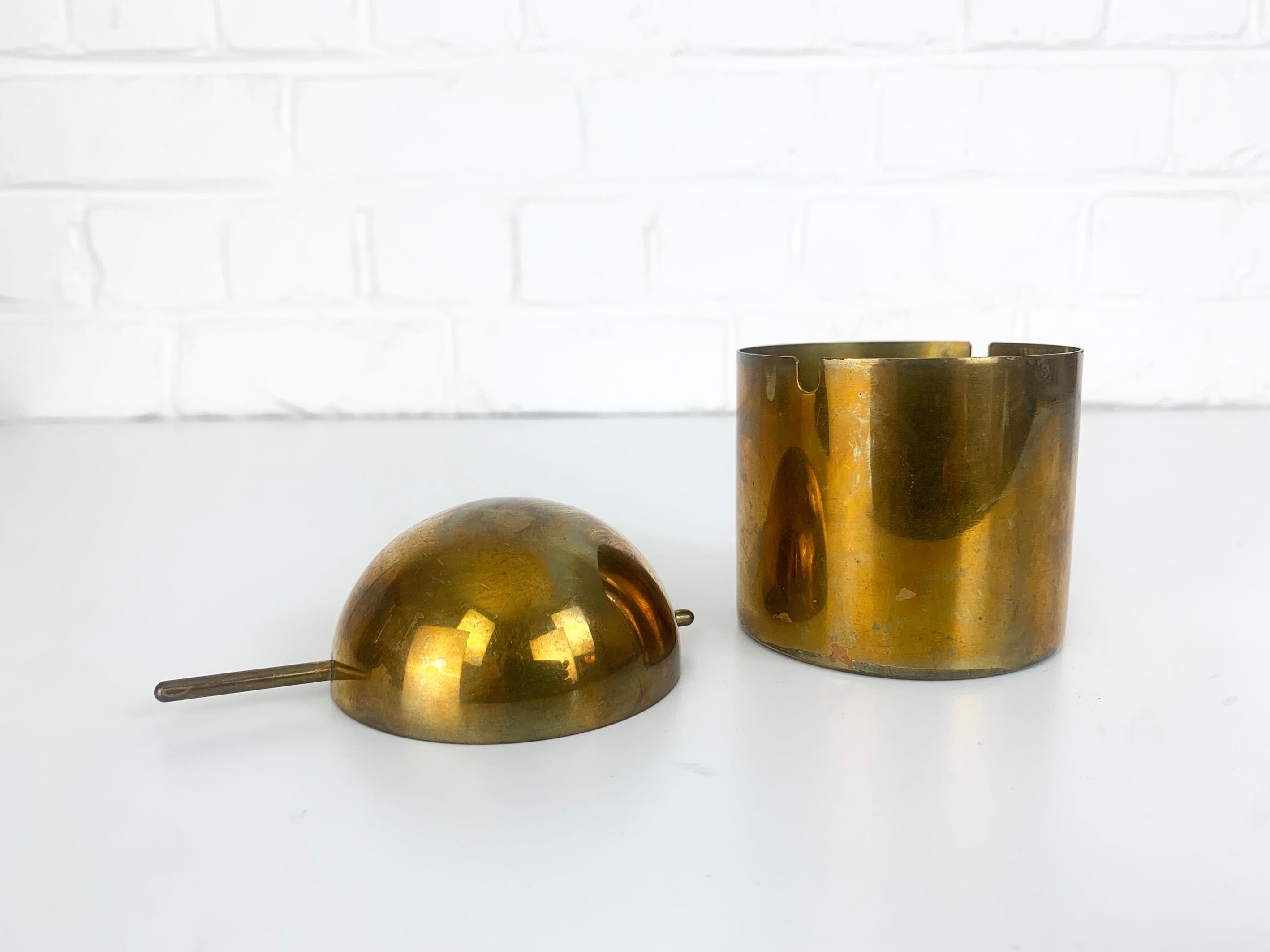 Ottone Posacenere in ottone di Arne Jacobsen per SAS Hotel, Stelton, Cylinda-Line, anni '60 in vendita
