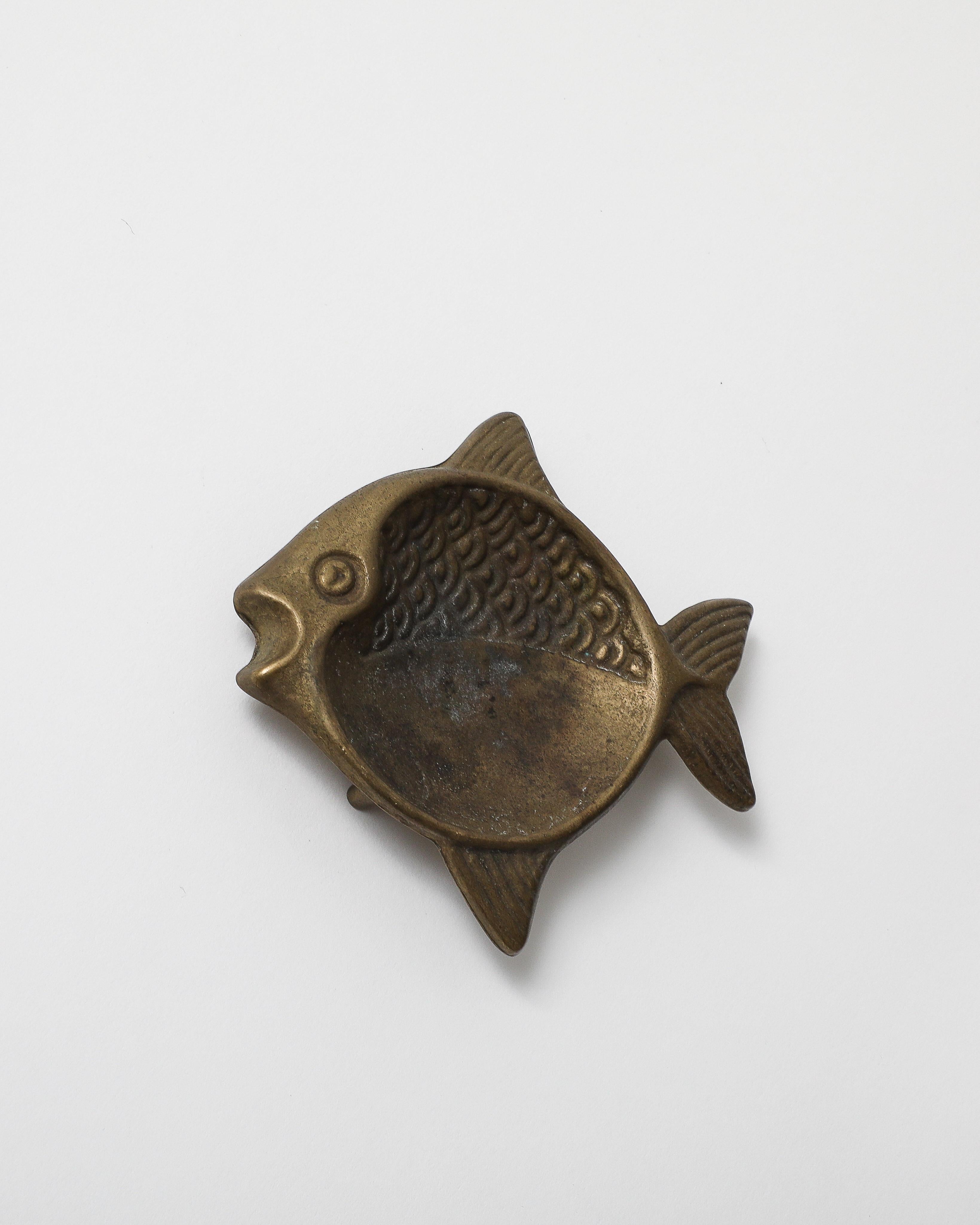 Pesce in bronzo nello stile di Just Andersen per Ystad-Metall.