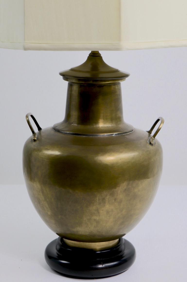 Brass Asia Modern Chinese Style Table Lamp For Sale 3