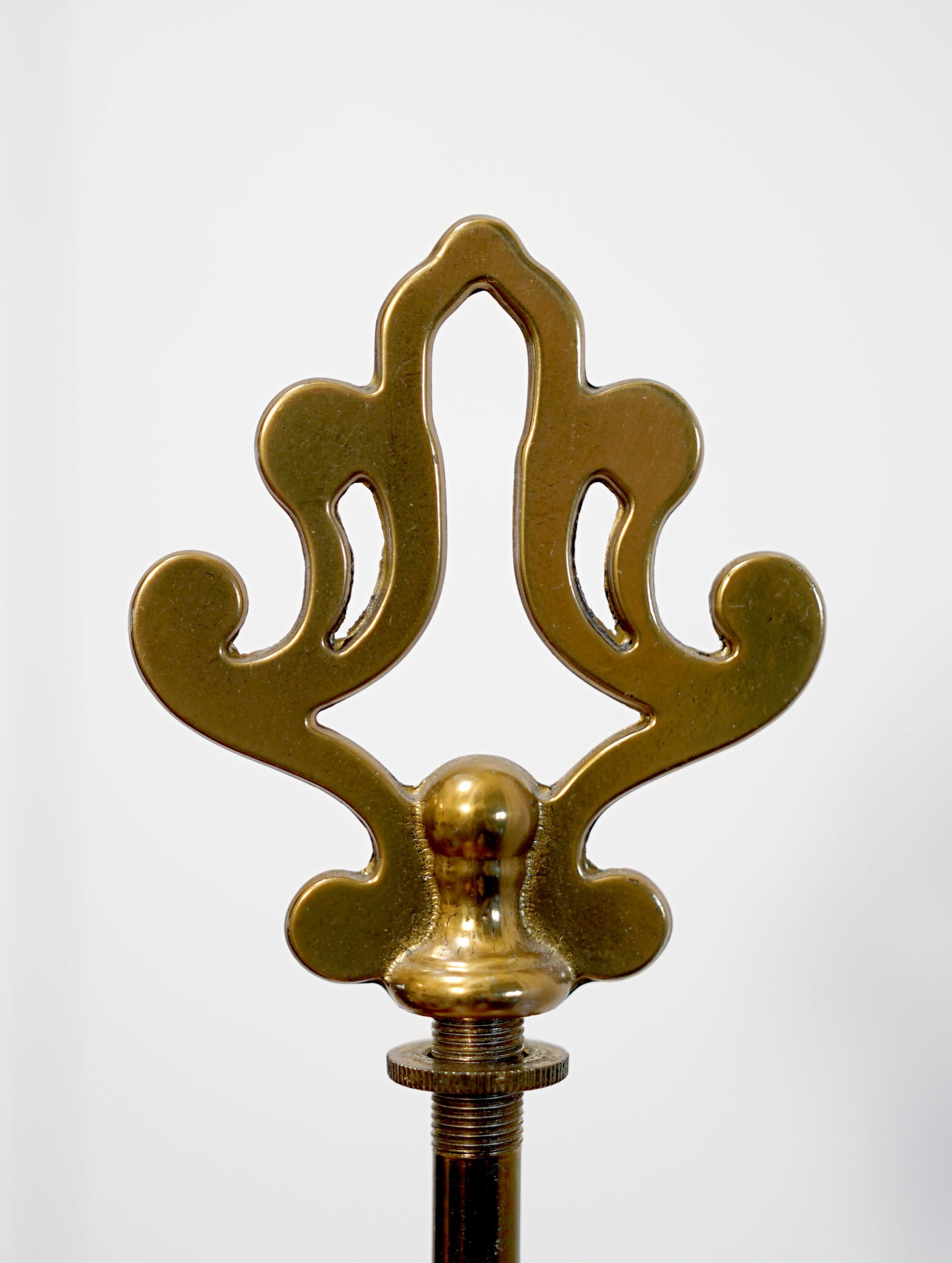 Brass Asian Temple Style Table Lamp For Sale 1