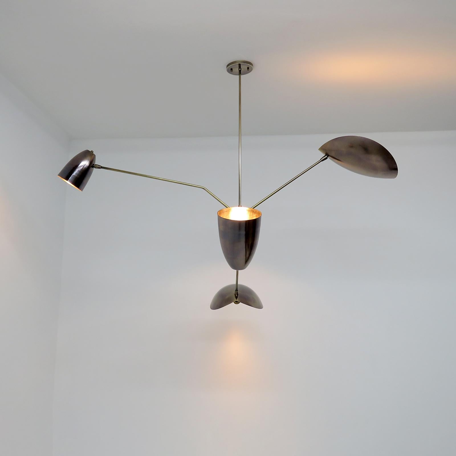 Lustre Balancier en laiton de la Galerie L7 en vente 1