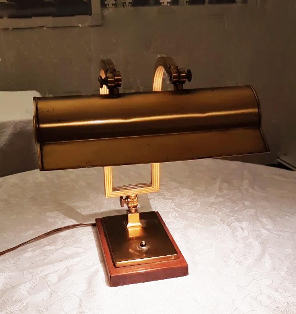 Banker Desk or Library Lamp,  Art Deco Style Early 20th Century, Brass 3