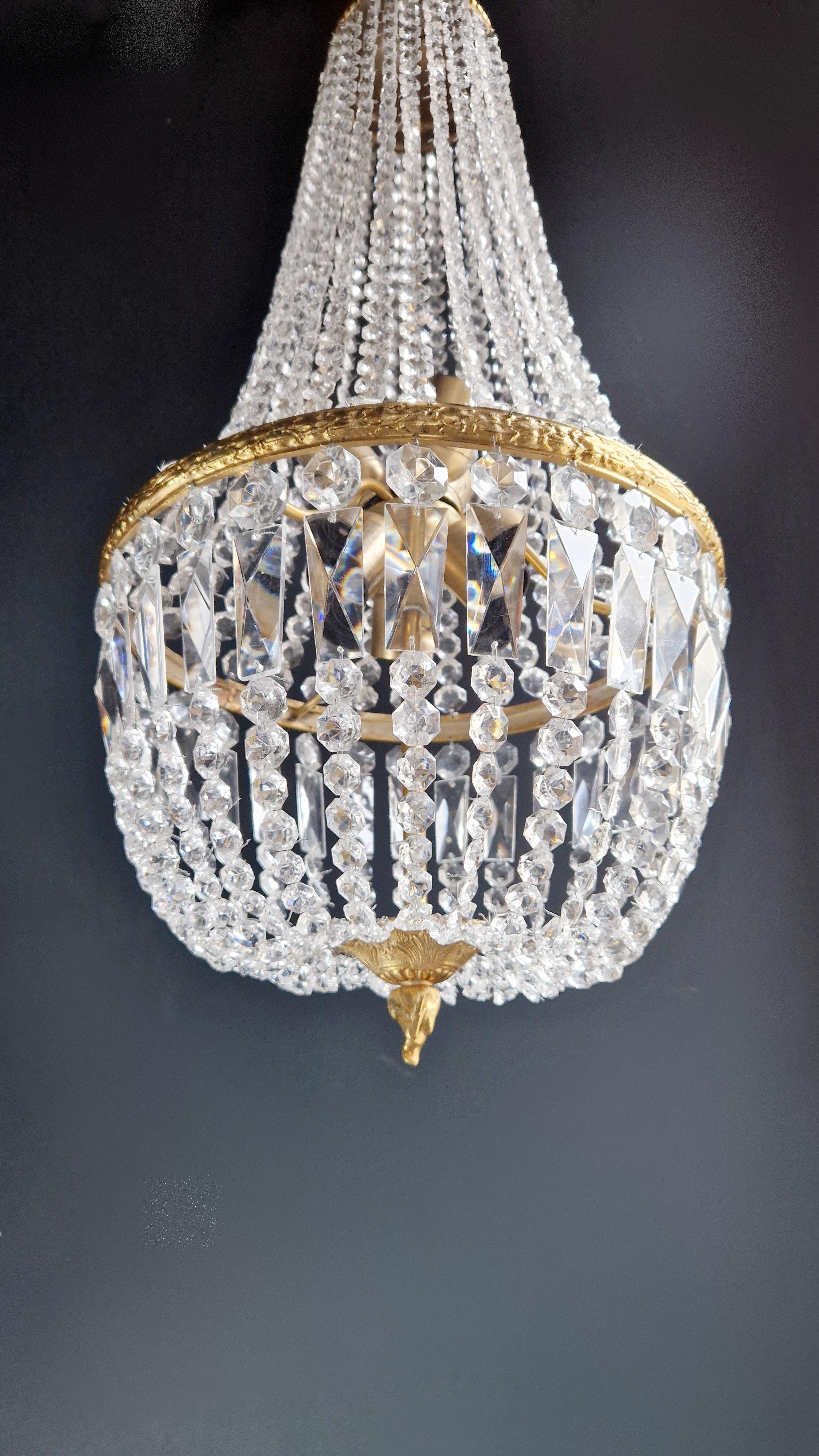 Lampe panier en laiton Empire Sac a Pearl Chandelier Crystal Lustre en or ancien Bon état - En vente à Berlin, DE