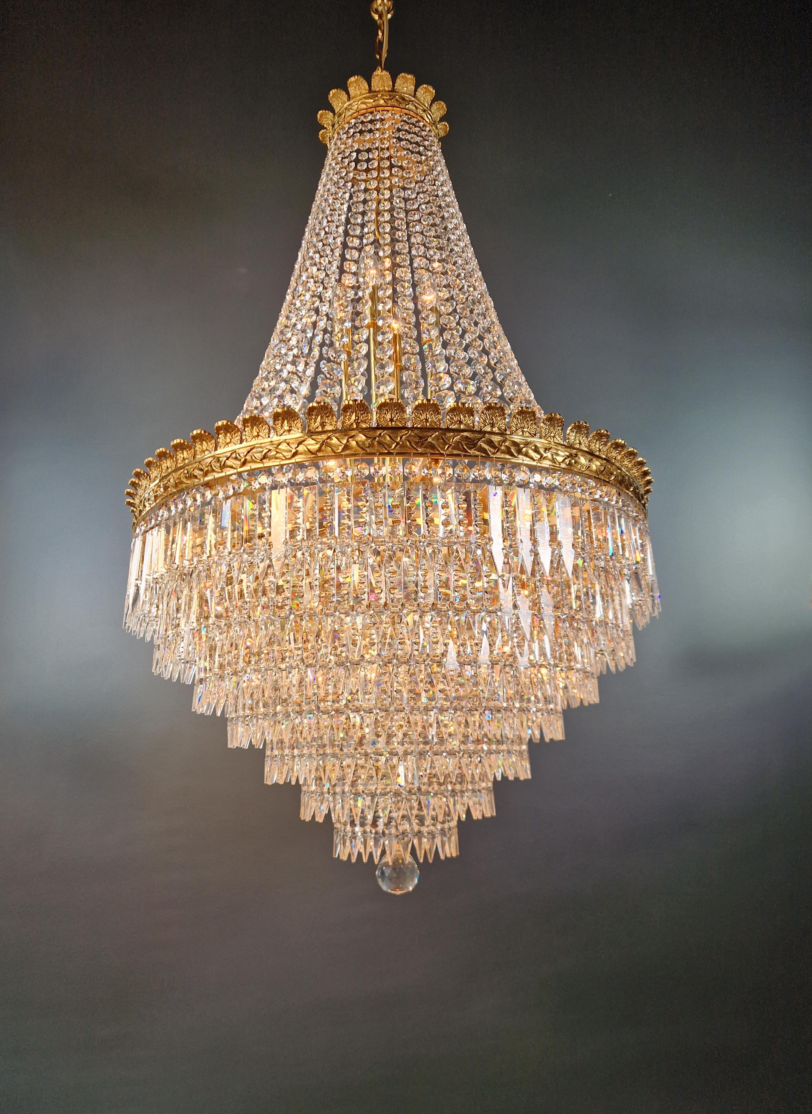 XXIe siècle et contemporain Lampe panier en laiton Empire Sac a Pearl Chandelier Crystal Lustre en or ancien en vente