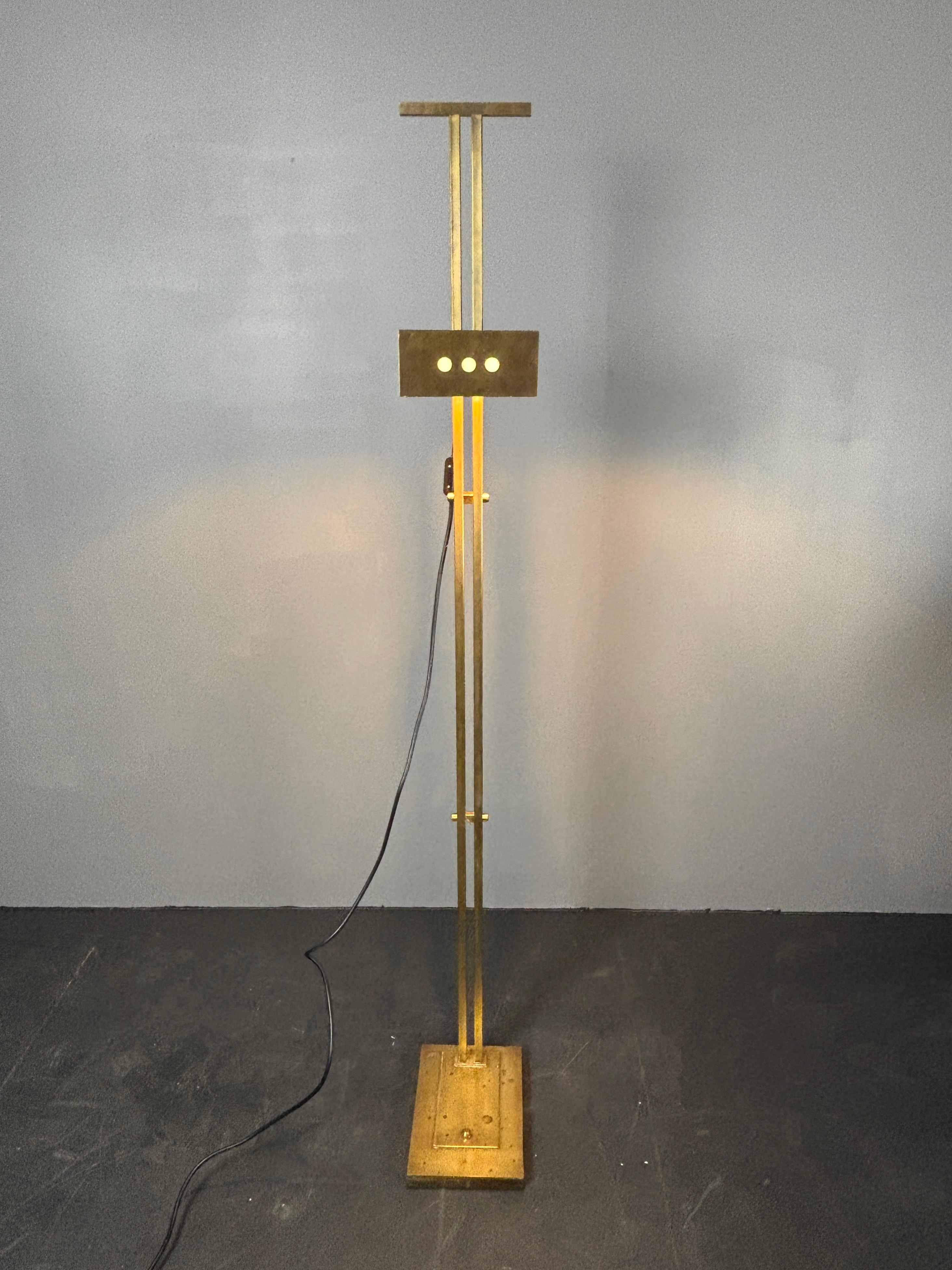 Brass Bauhaus Art Deco adjustable floor lamp in the style of Marcel Breuer For Sale 7