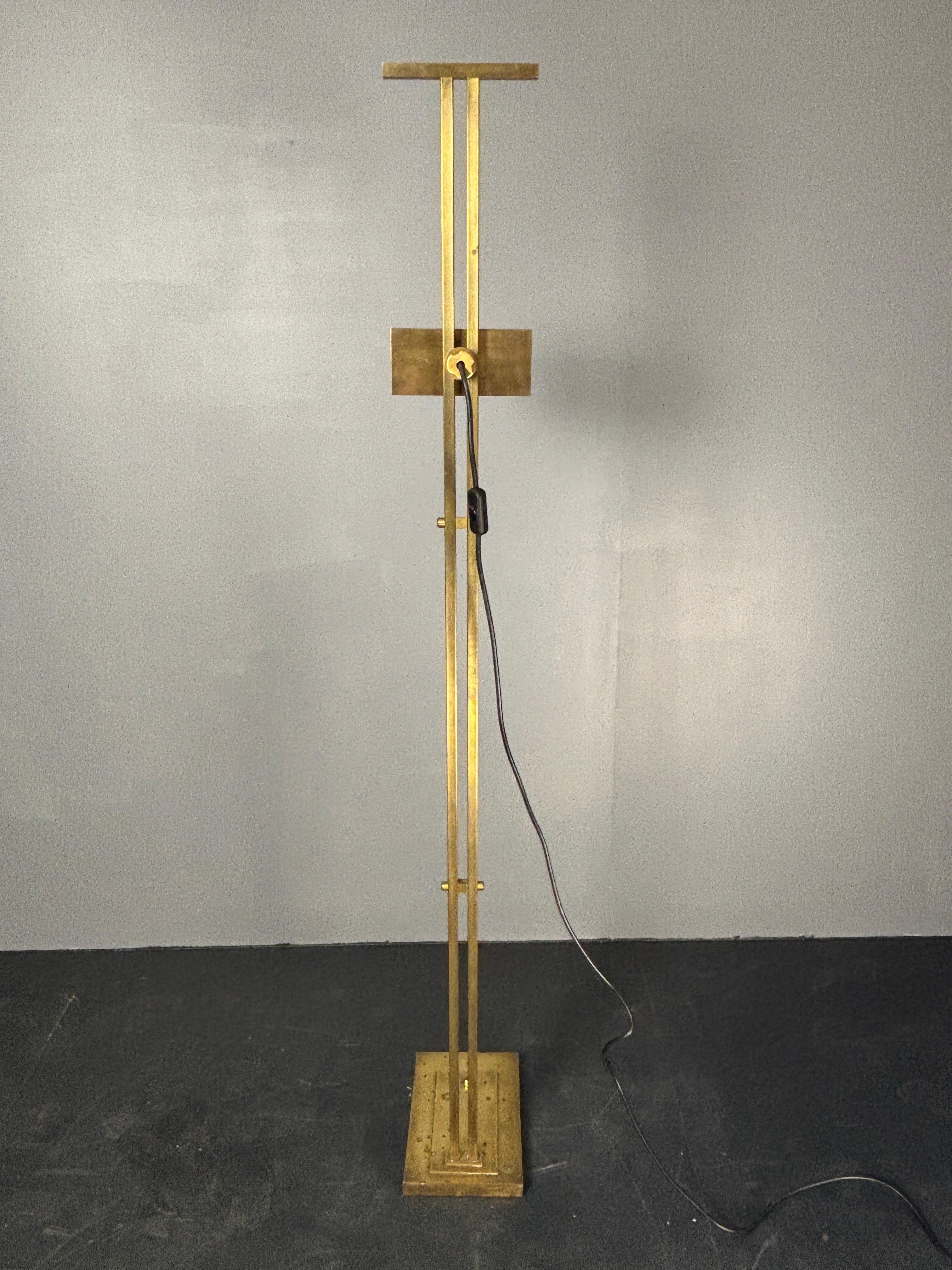 Brass Bauhaus Art Deco adjustable floor lamp in the style of Marcel Breuer For Sale 10
