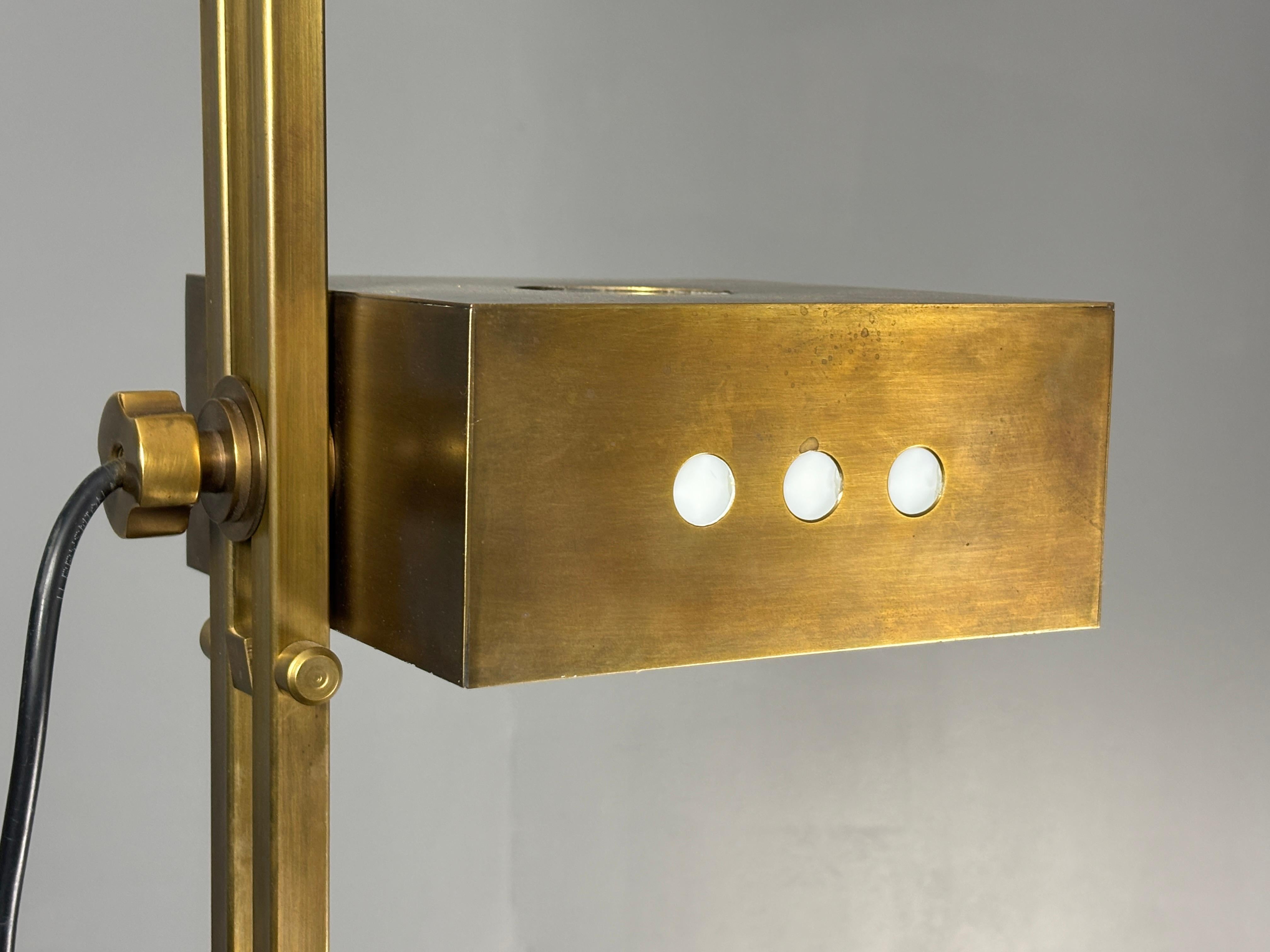 Brass Bauhaus Art Deco adjustable floor lamp in the style of Marcel Breuer For Sale 2