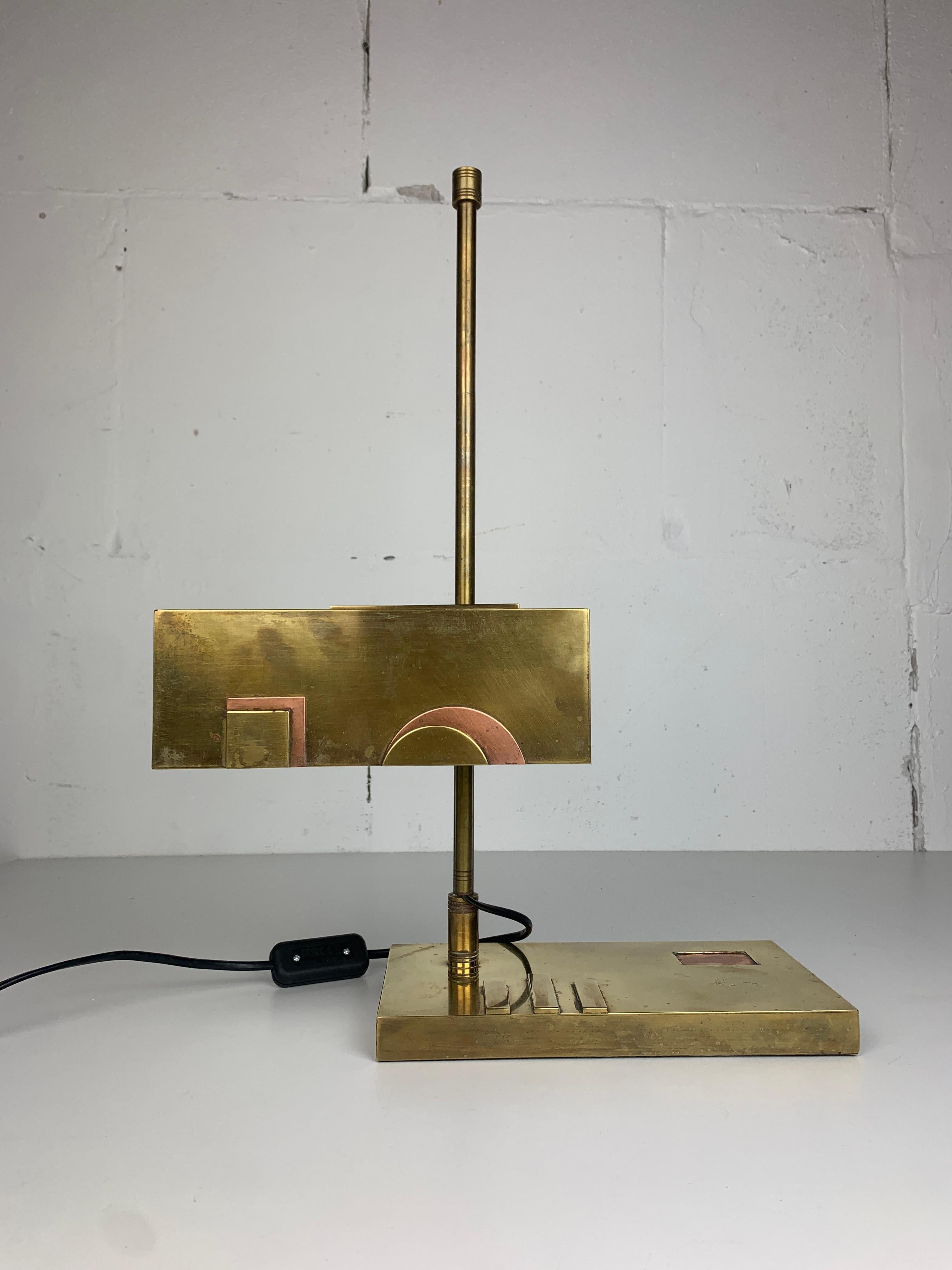 Brass Bauhaus Art Deco architectural desk or table lamp attributed Marcel Breuer In Good Condition For Sale In Zaandam, NL
