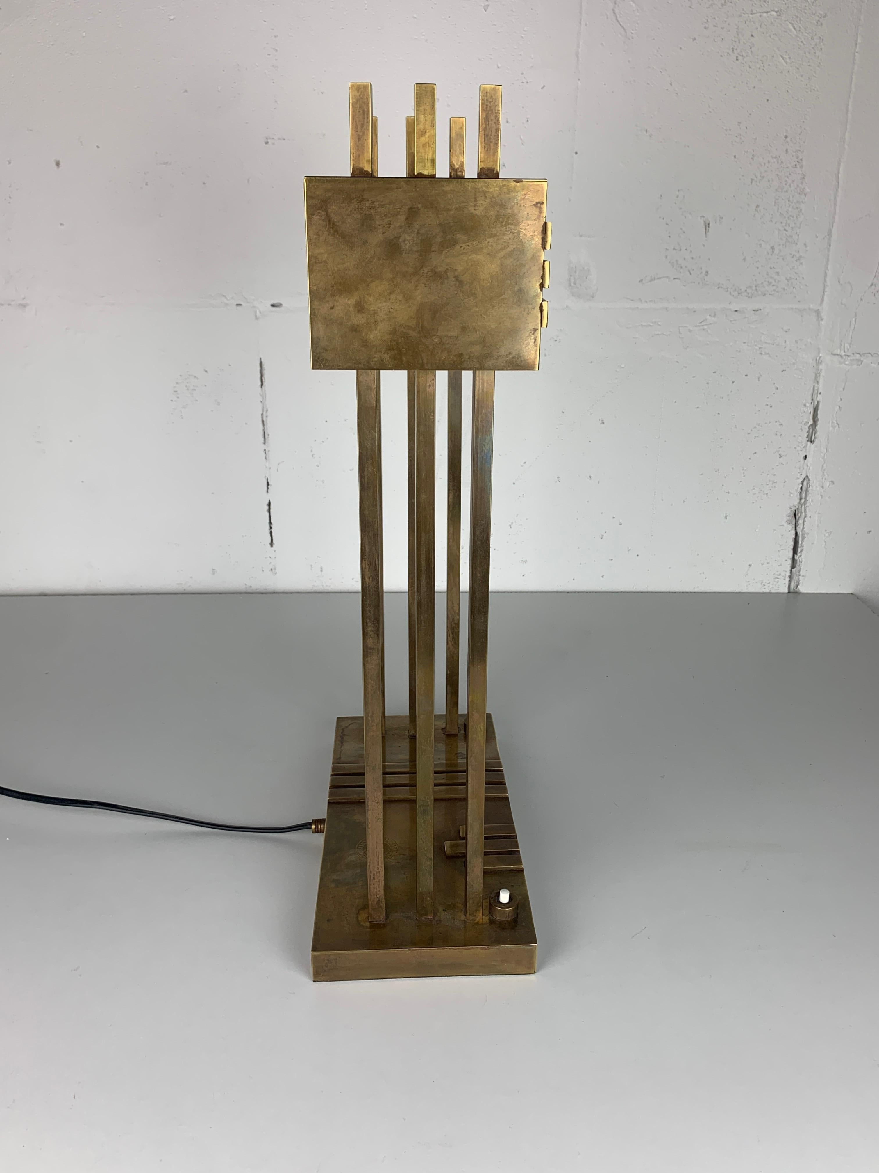 Brass Bauhaus Art Deco lamp by Marcel Breuer, Paris exposition 1925 For Sale 2