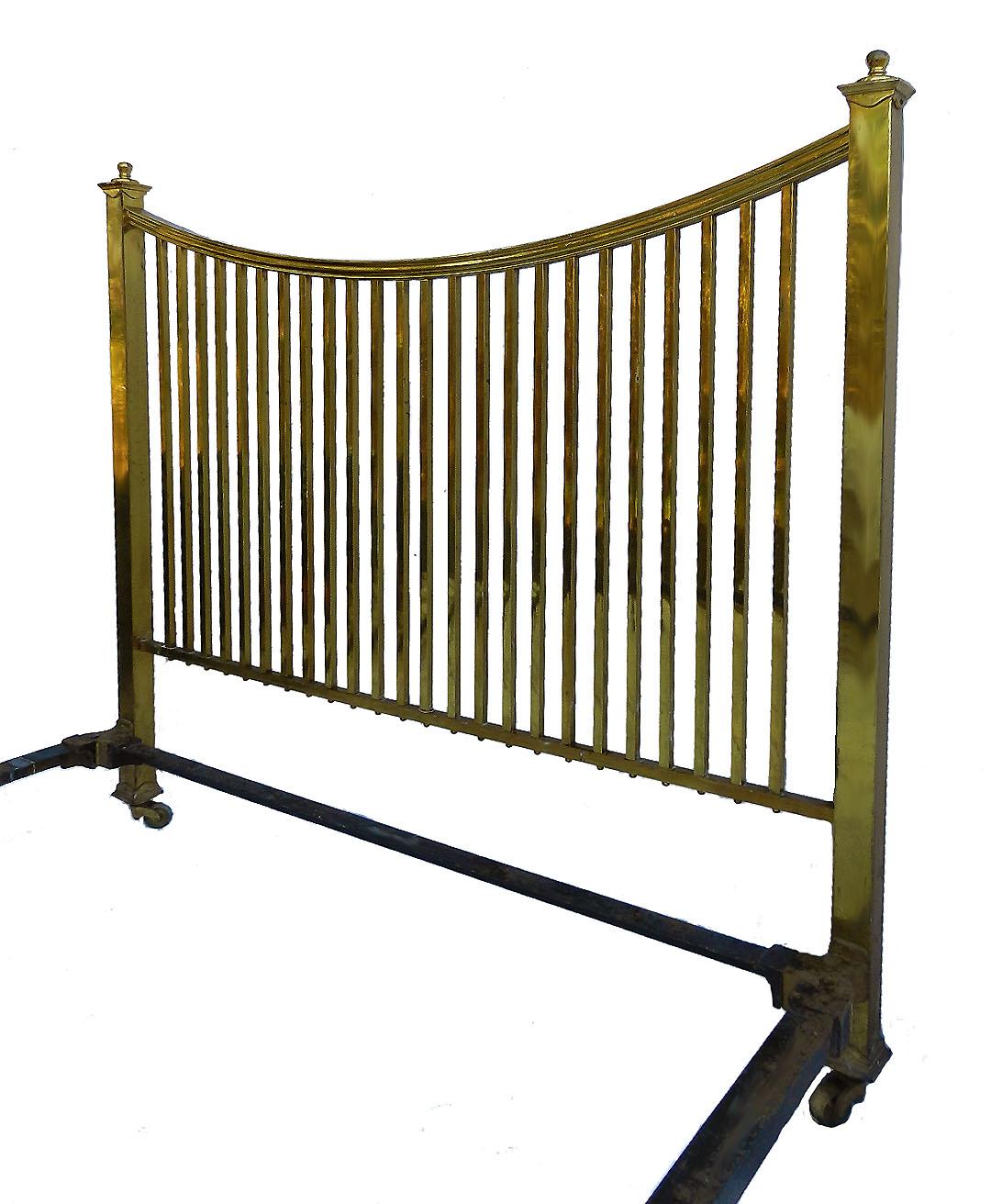 Arts and Crafts Ancien lit en laiton Maple & Co US Queen UK, Angleterre, vers 1900