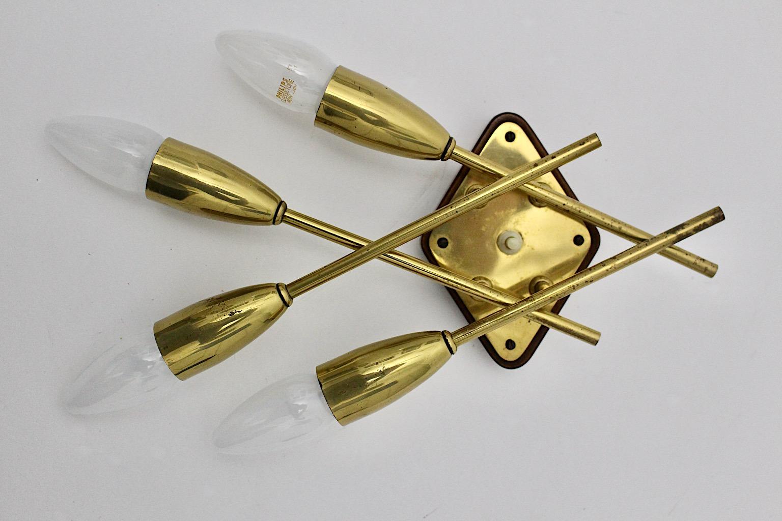 Brass Beech Mid-Century Modern Rupert Nikoll Sconce Wall Light, 1950s, Austria For Sale 6