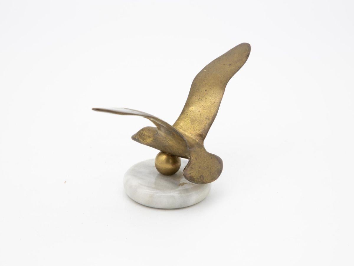 Brass Bird in Flight on Marble Base In Good Condition In South Salem, NY