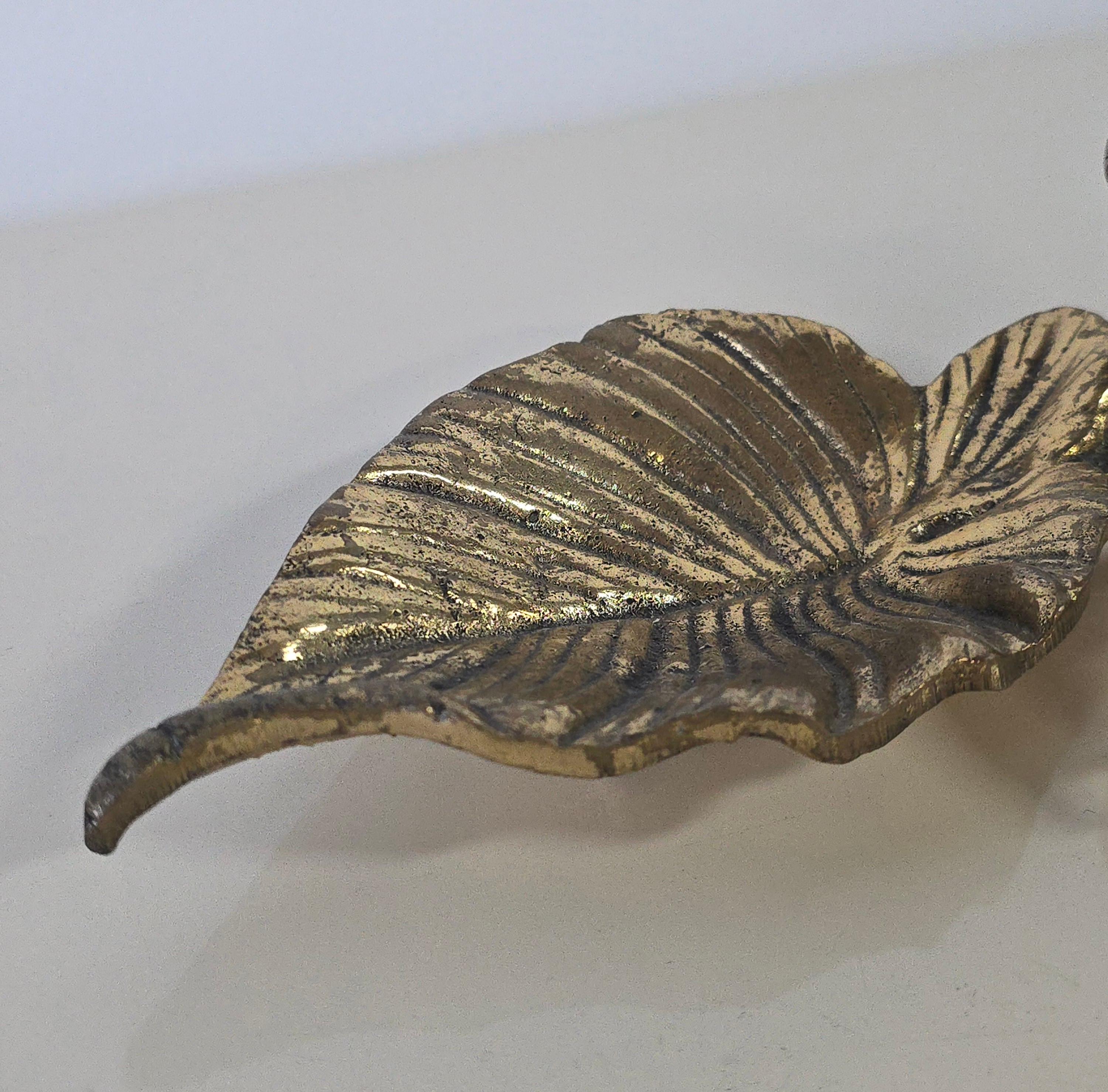 Messing Vogel auf Blatt dekorative Trinket Bowl im Zustand „Gut“ im Angebot in Toronto, ON