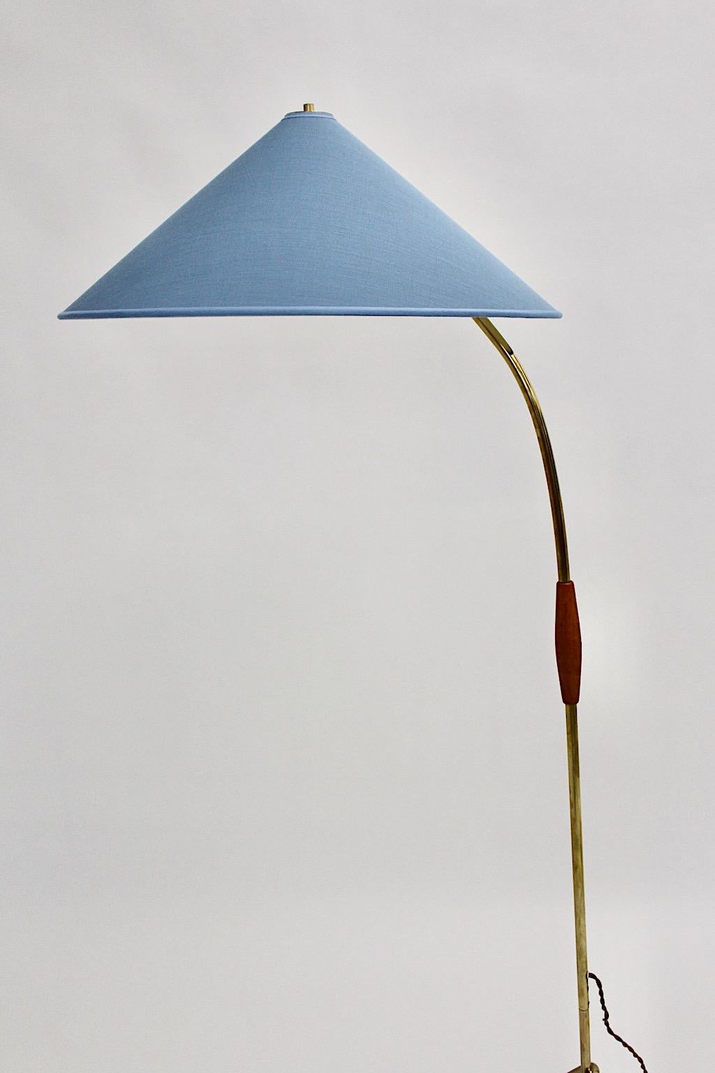 Brass Blue Mid-Century Modern Vintage Floor Lamp Rupert Nikoll, Austria, 1950s In Good Condition For Sale In Vienna, AT