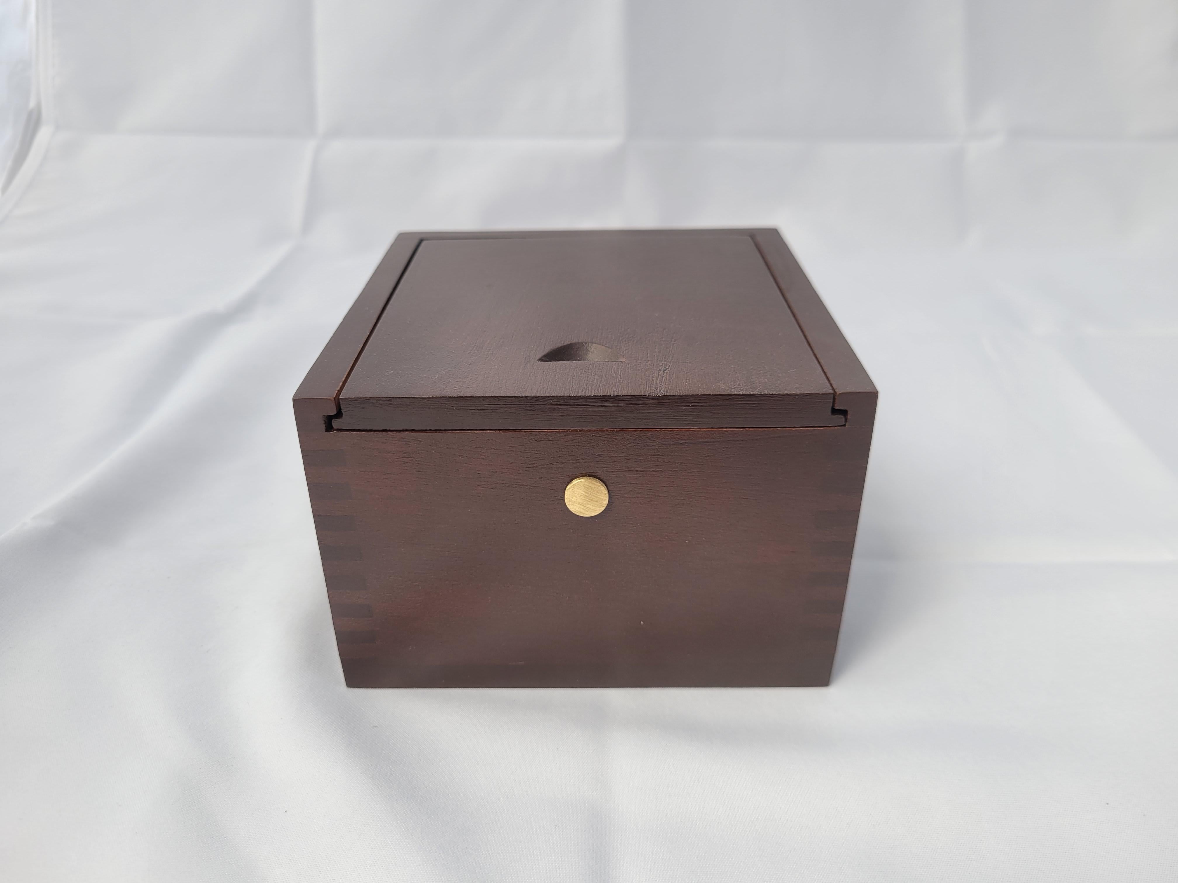 Mid-20th Century Brass Boat Compass in Varnished Wood Box For Sale