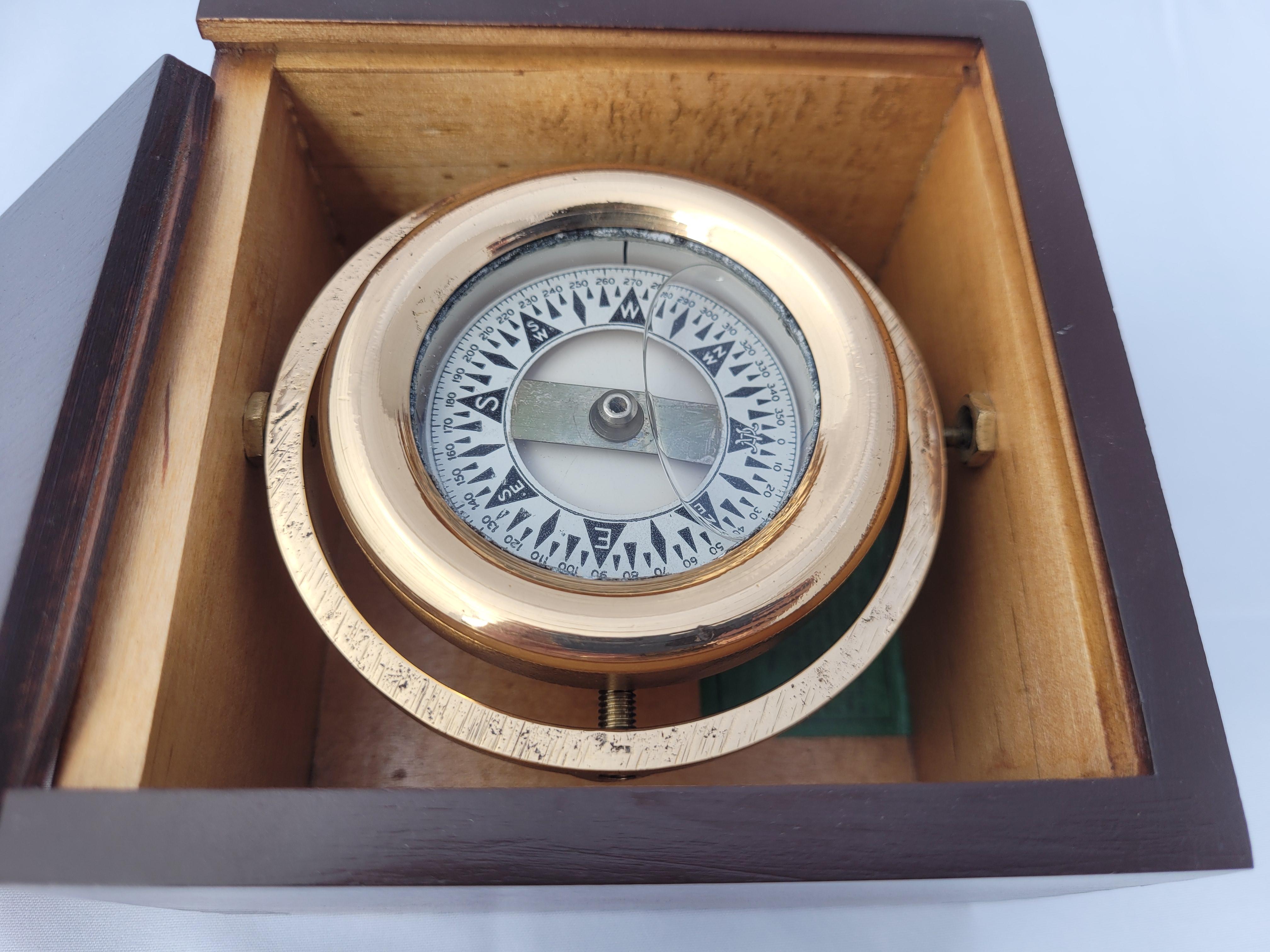 Brass Boat Compass in Varnished Wood Box For Sale 3