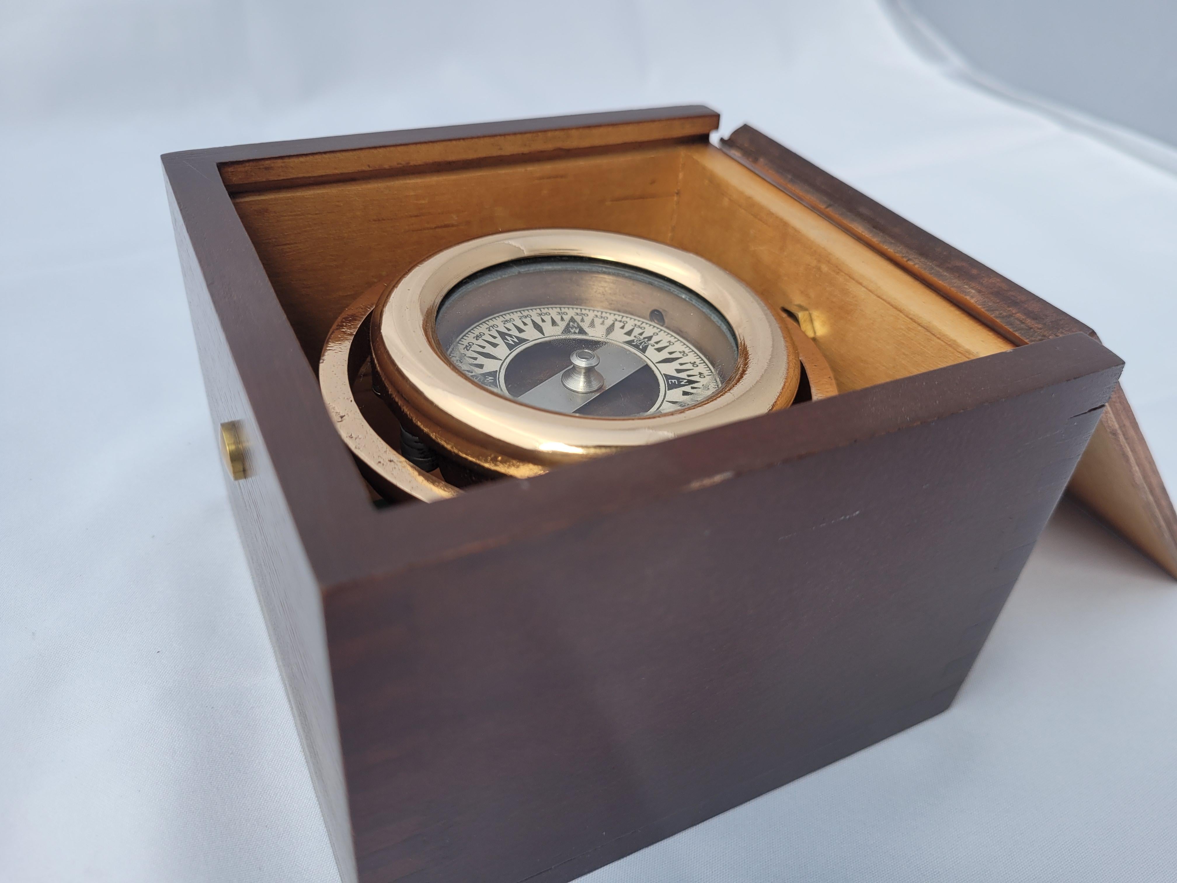 Brass Boat Compass in Varnished Wood Box For Sale at 1stDibs
