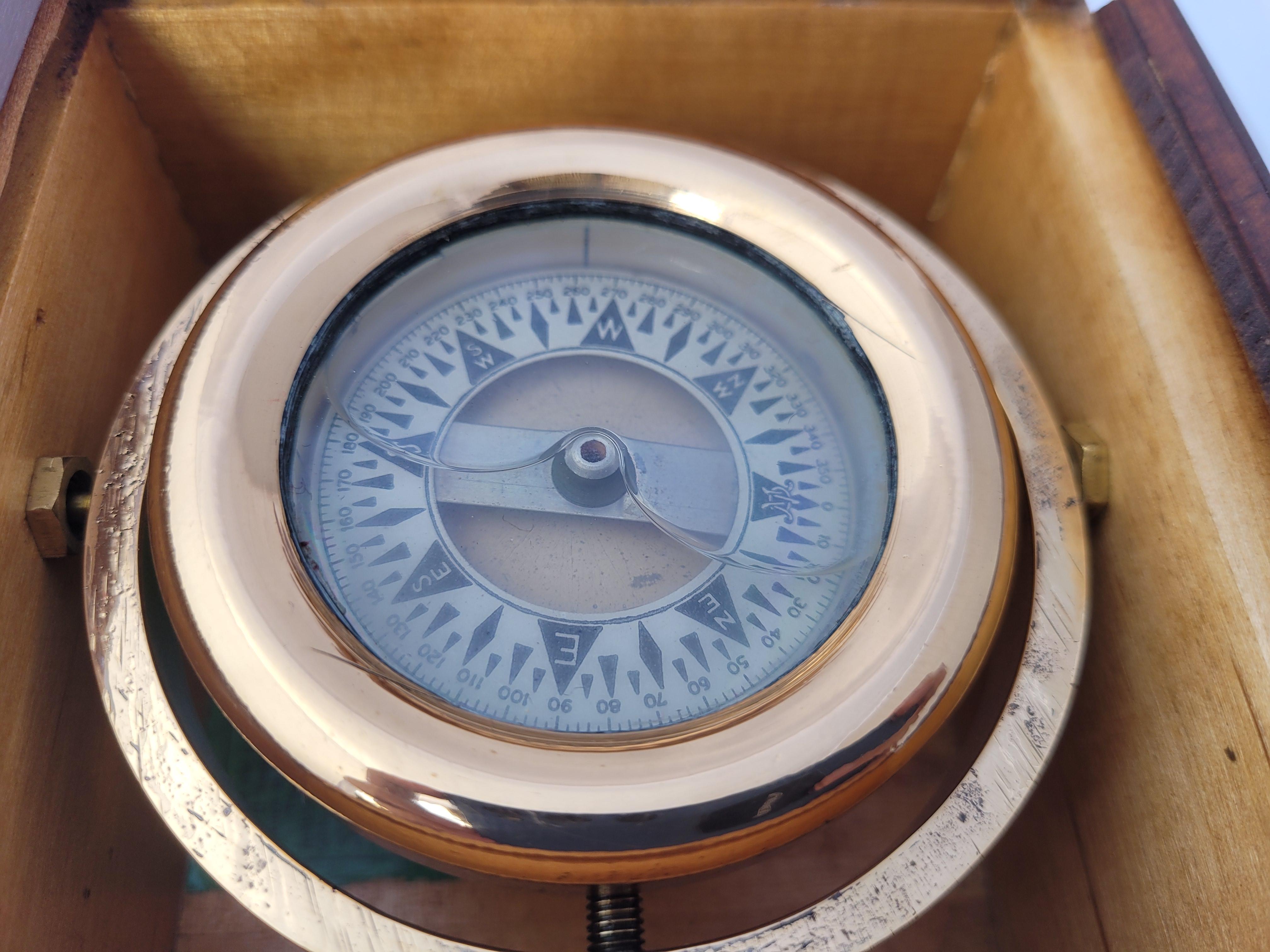 Brass Boat Compass in Varnished Wood Box For Sale 3