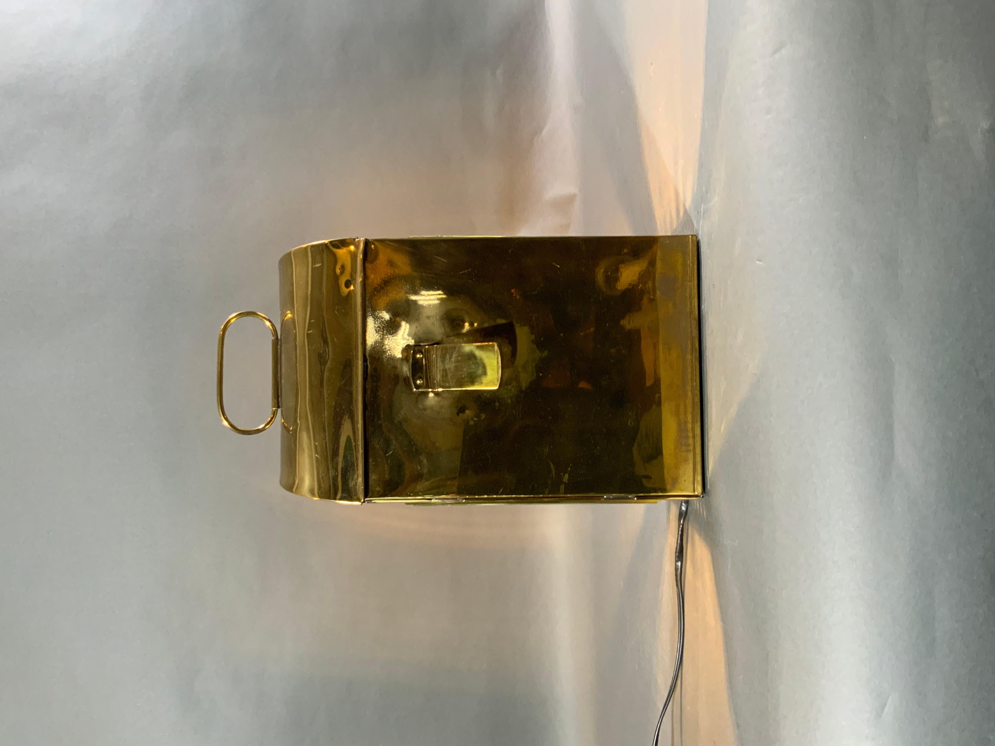 Brass Boat Lantern by Davey and Co Limited of London In Good Condition For Sale In Norwell, MA