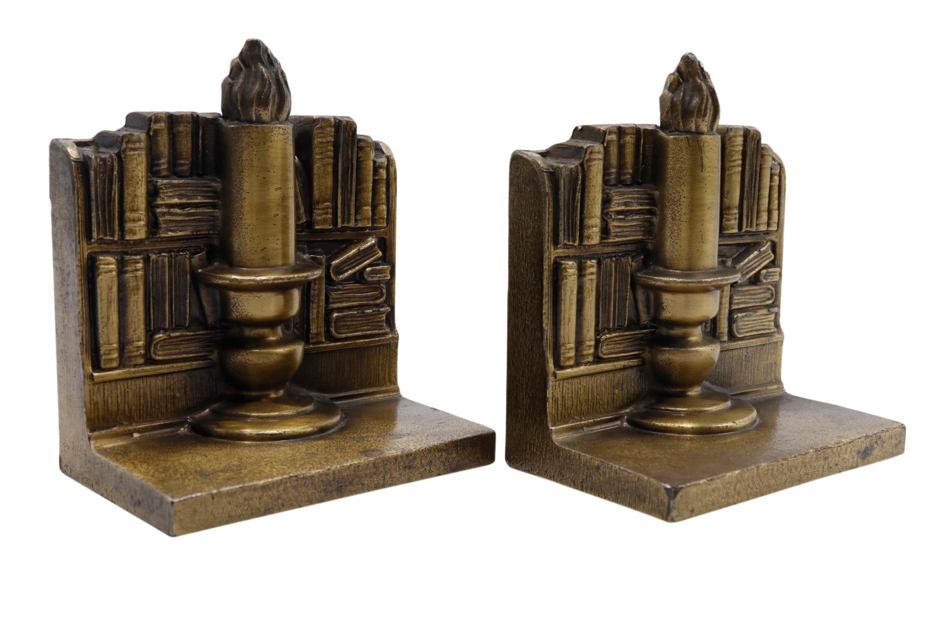 bookshelf bookends