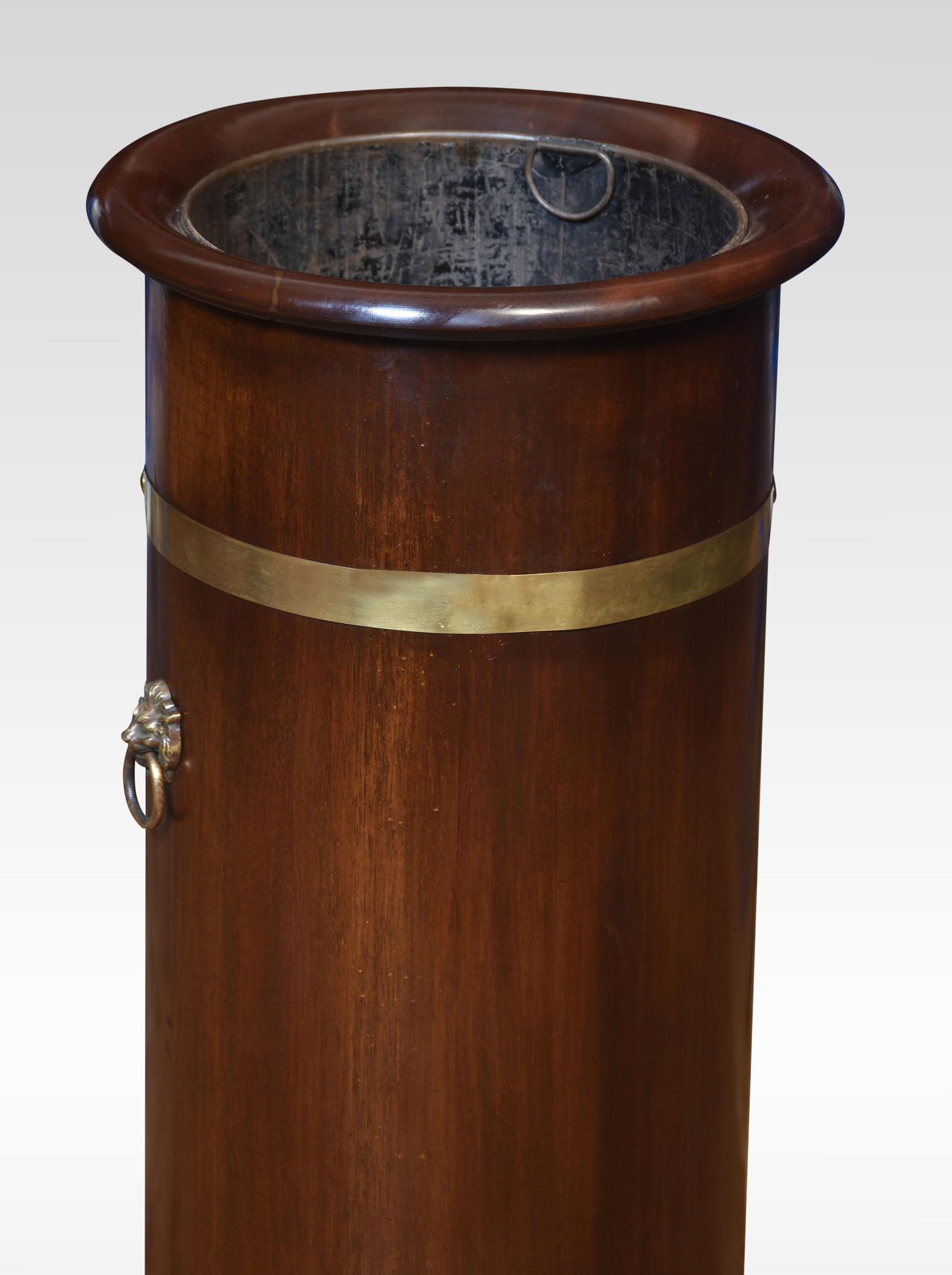 Brass bound barrel stick stand In Good Condition In Cheshire, GB