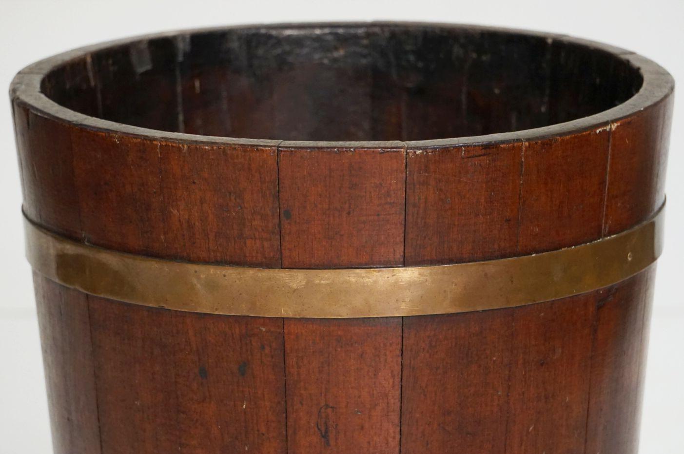 Brass-Bound Wooden Wine Cooler or Bucket from England For Sale 3