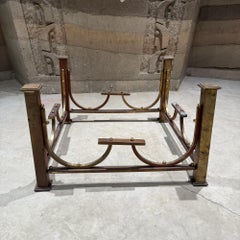 Base de table basse en laiton bronze Hollywood Regency