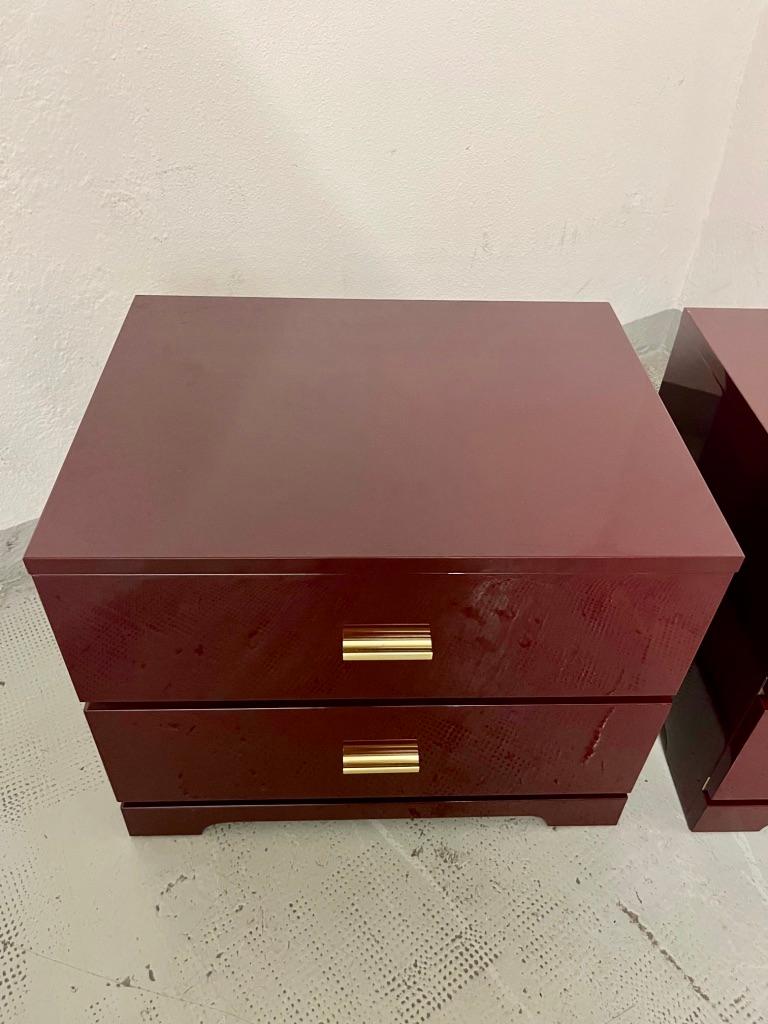 Late 20th Century Brass & Burgundy Red Lacquer Pair of Bedside / Side Tables, Italy ca. 1970s