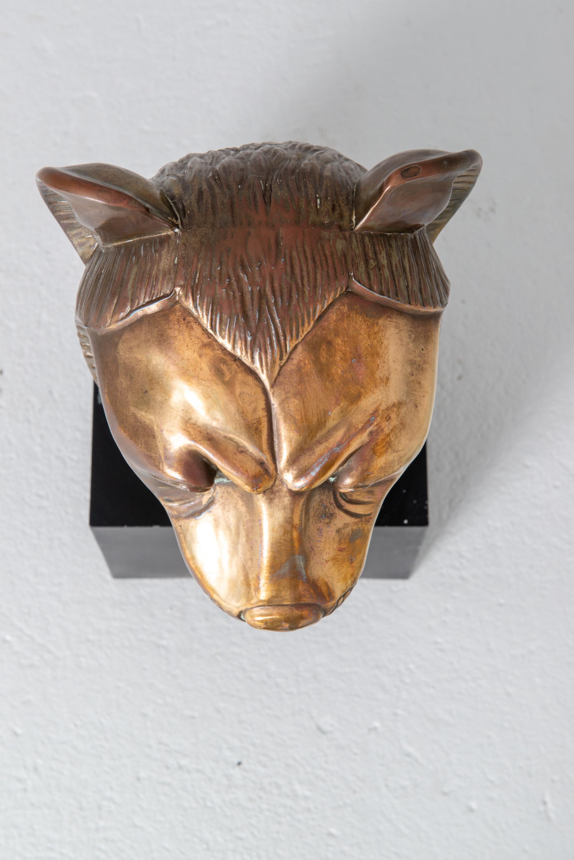 Brass Bust of Lion by Chapman In Good Condition For Sale In Stamford, CT