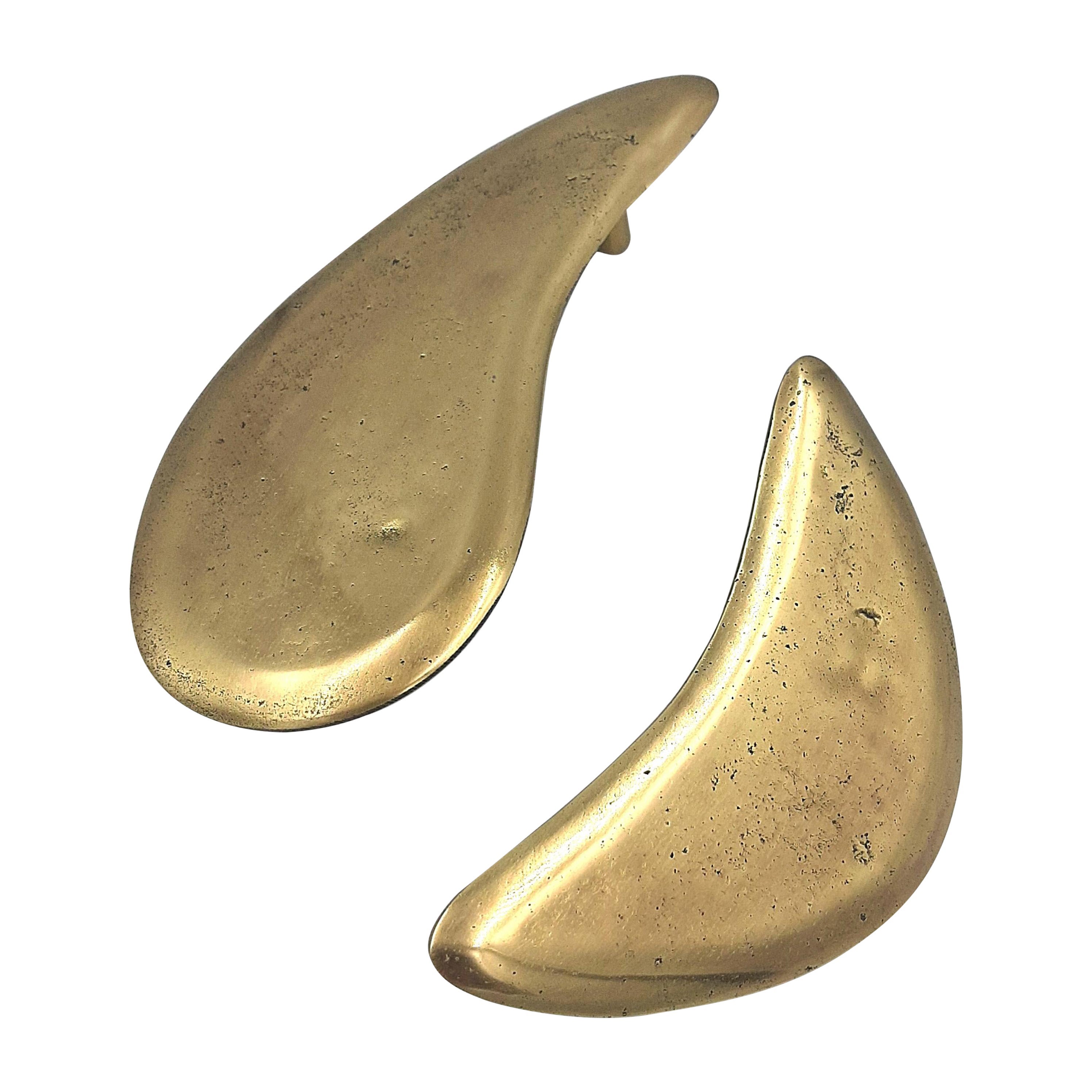 Brass cabinet handle PT/LE/02/16cm : A minimalist and organic design