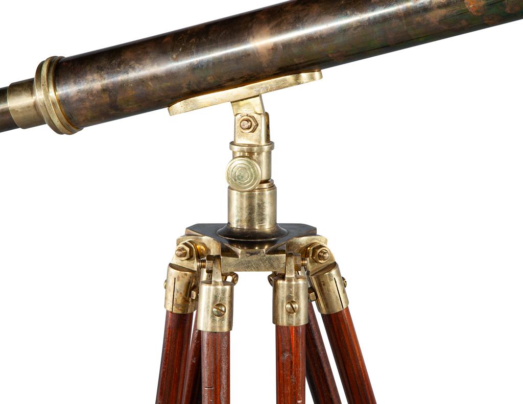 Inconnu Télescope vintage en laiton de style Campaigner
