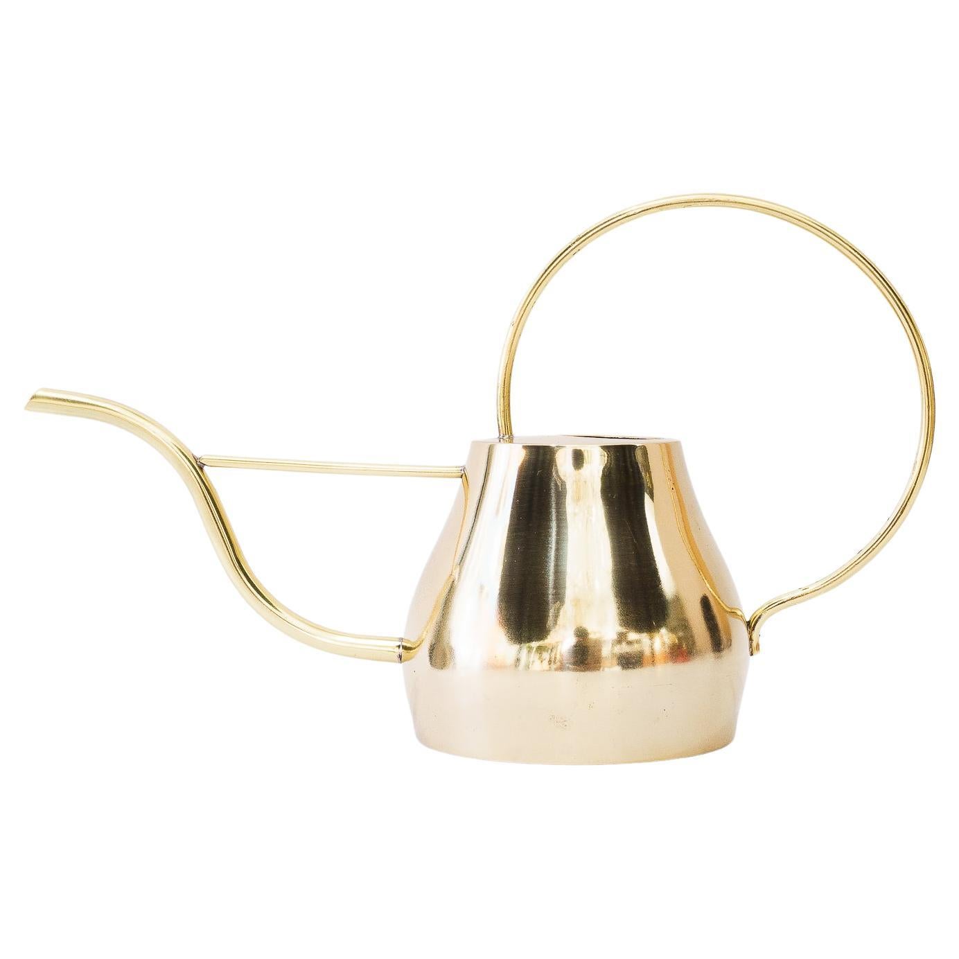Can in ottone intorno agli anni '60