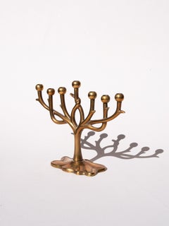 Candelabro de latón - Menorah de 7 brazos - Portavelas Judaica, años 70