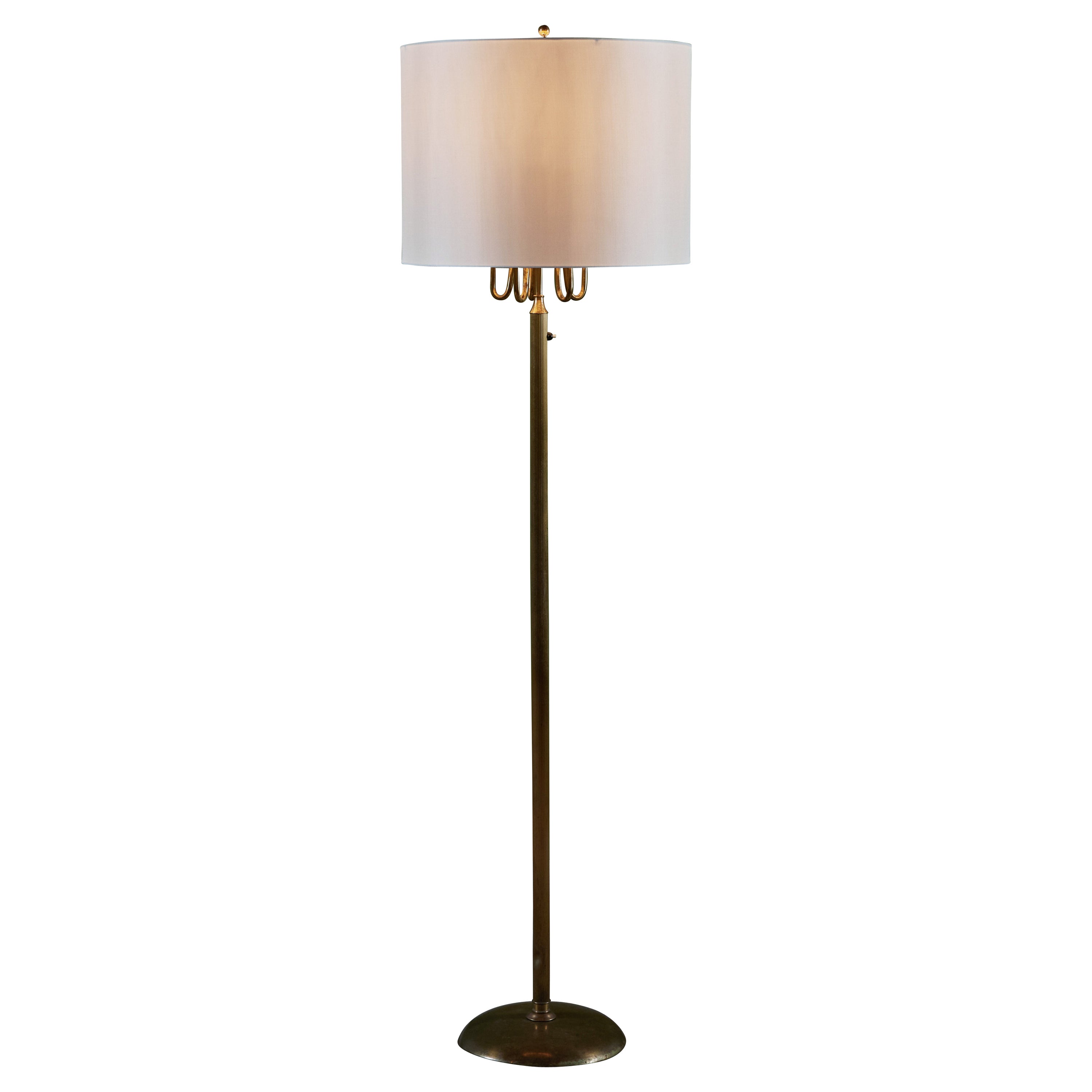 Lampada da terra a candelabro in ottone con paralume in seta