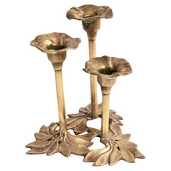 Candelero de latón al estilo de Carl Frederik Christiansen