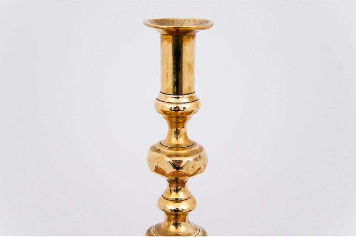 Brass candlesticks, Northern Europe, early XX century.

Very good condition.

Dimensions: height 30 cm, width 10 cm, depth 10 cm.