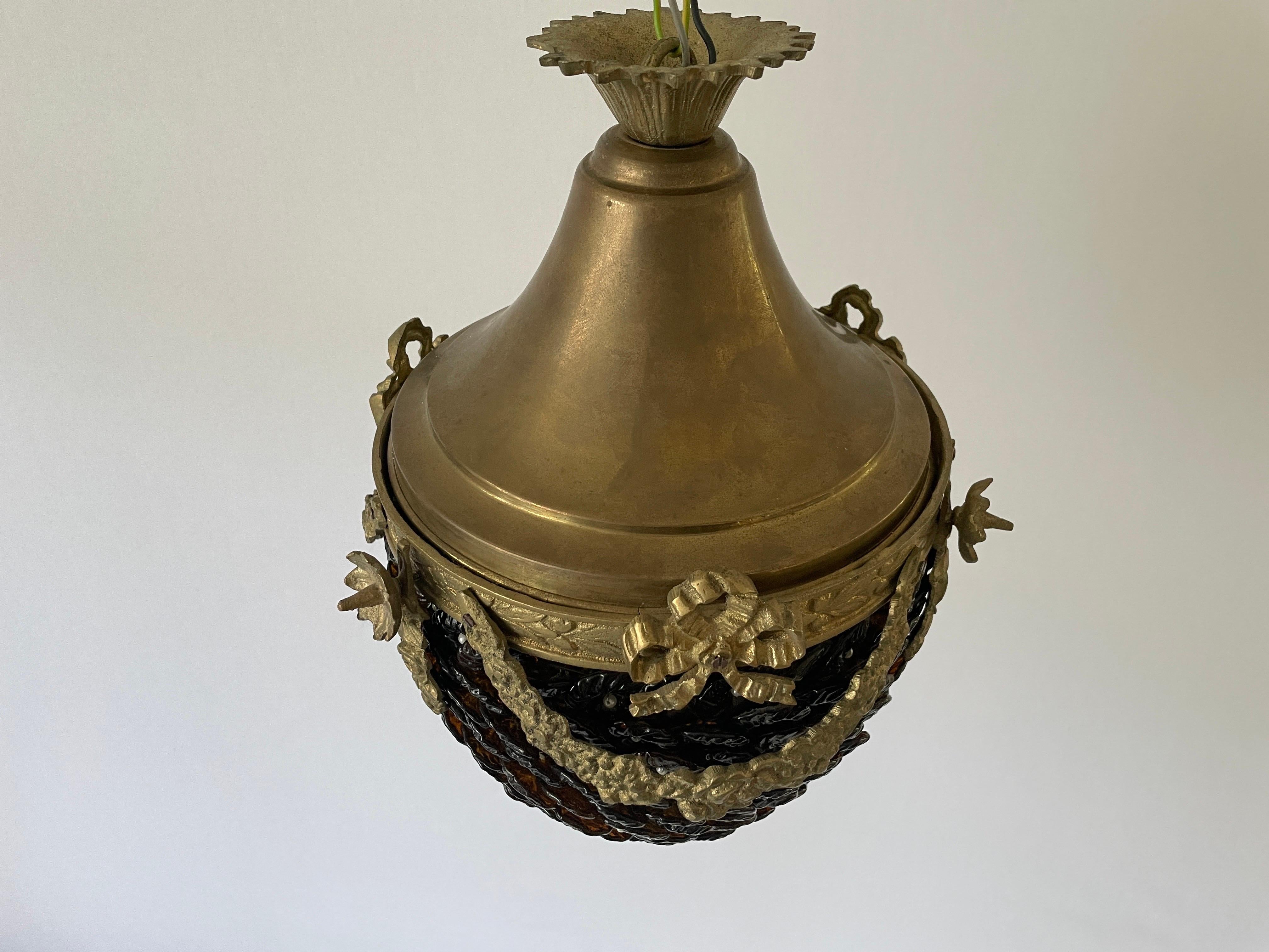 Lampada da soffitto in ottone con pietre di vetro, anni '70, Germania in vendita 5