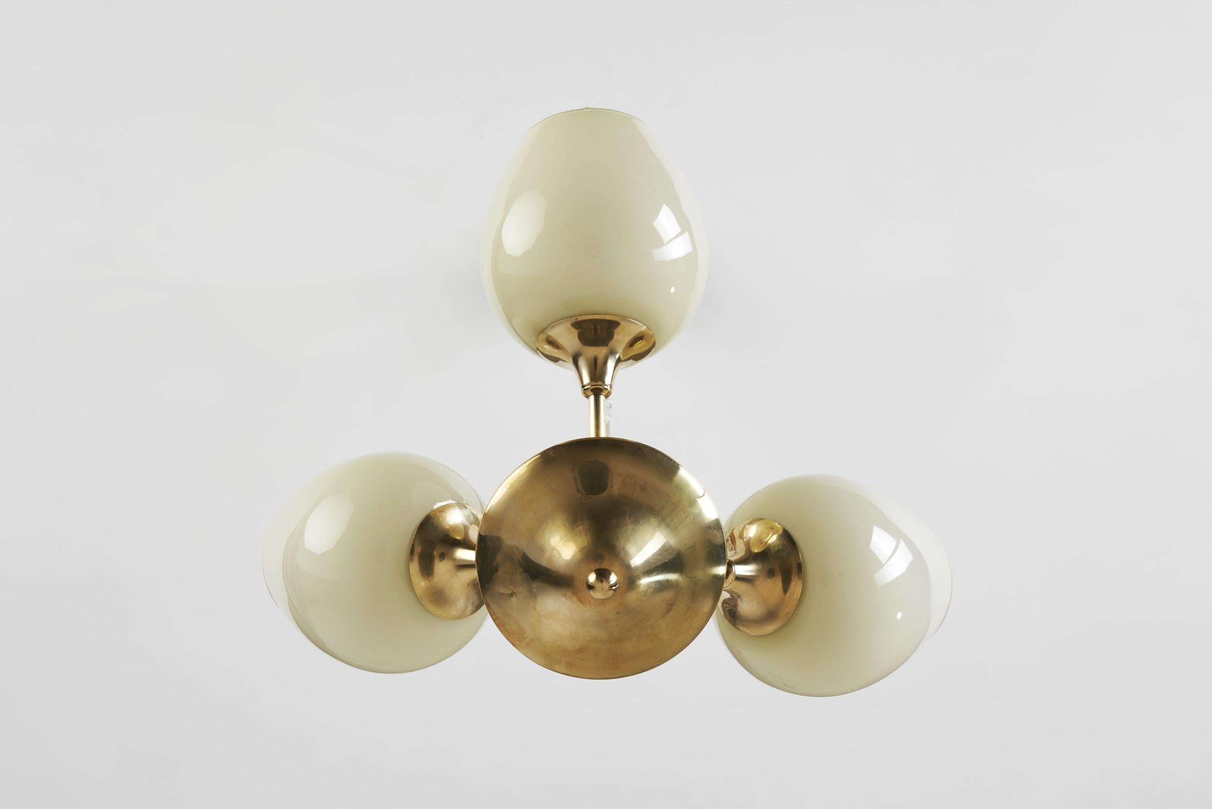 Brass Ceiling Lamp with Opal Shades by Itsu 'Attr.', Finland, ca 1950s For Sale 10
