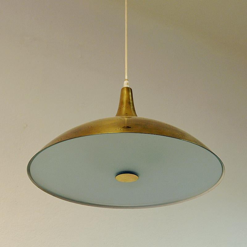 Brass Ceiling midcentury Pendant by Paavo Tynell for Idman, Finland 1950s In Good Condition In Stockholm, SE