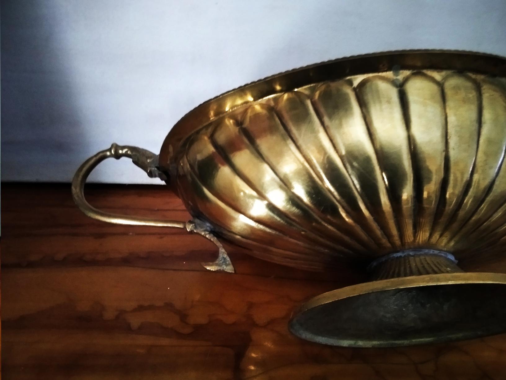  Gold Brass Centerpiece Oval With Neoclassical Grooves and Two Handl Style Form  For Sale 3