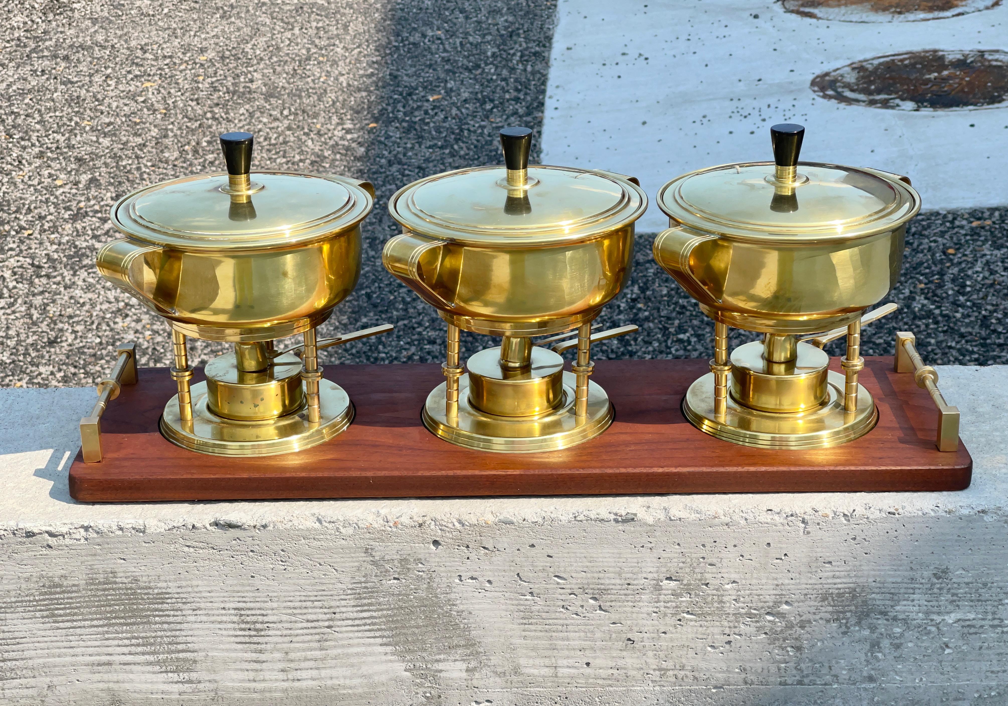 Brass Chafing Dish Set by Tommi Parzinger for Dorlyn Silversmiths  In Good Condition In Hanover, MA