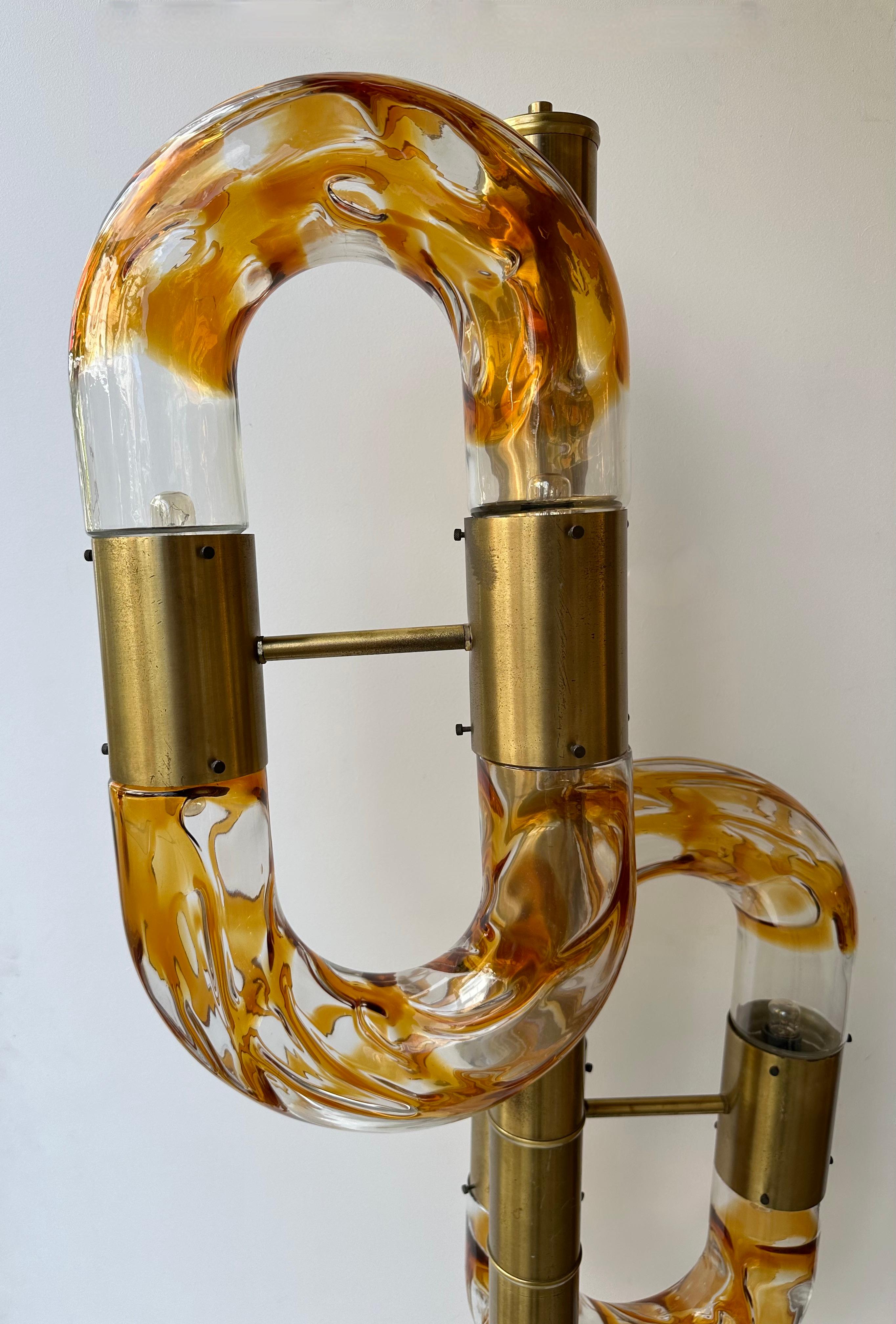 Lampadaire à chaîne en laiton de Murano par Aldo Nason pour Mazzega, Italie, 1970 Bon état - En vente à SAINT-OUEN, FR