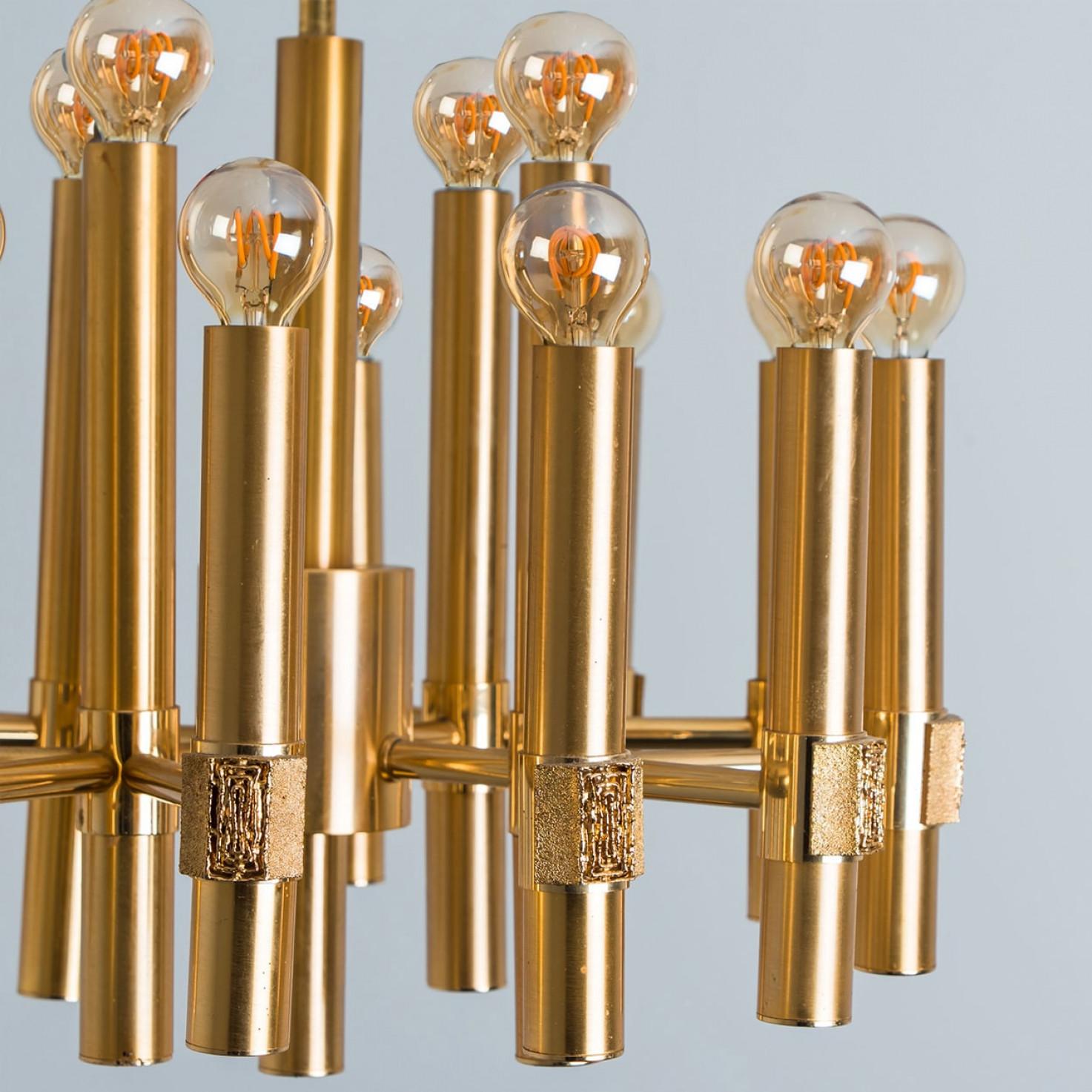 Lampadario in ottone di Angelo Brotto per Esperia Italia in vendita 8
