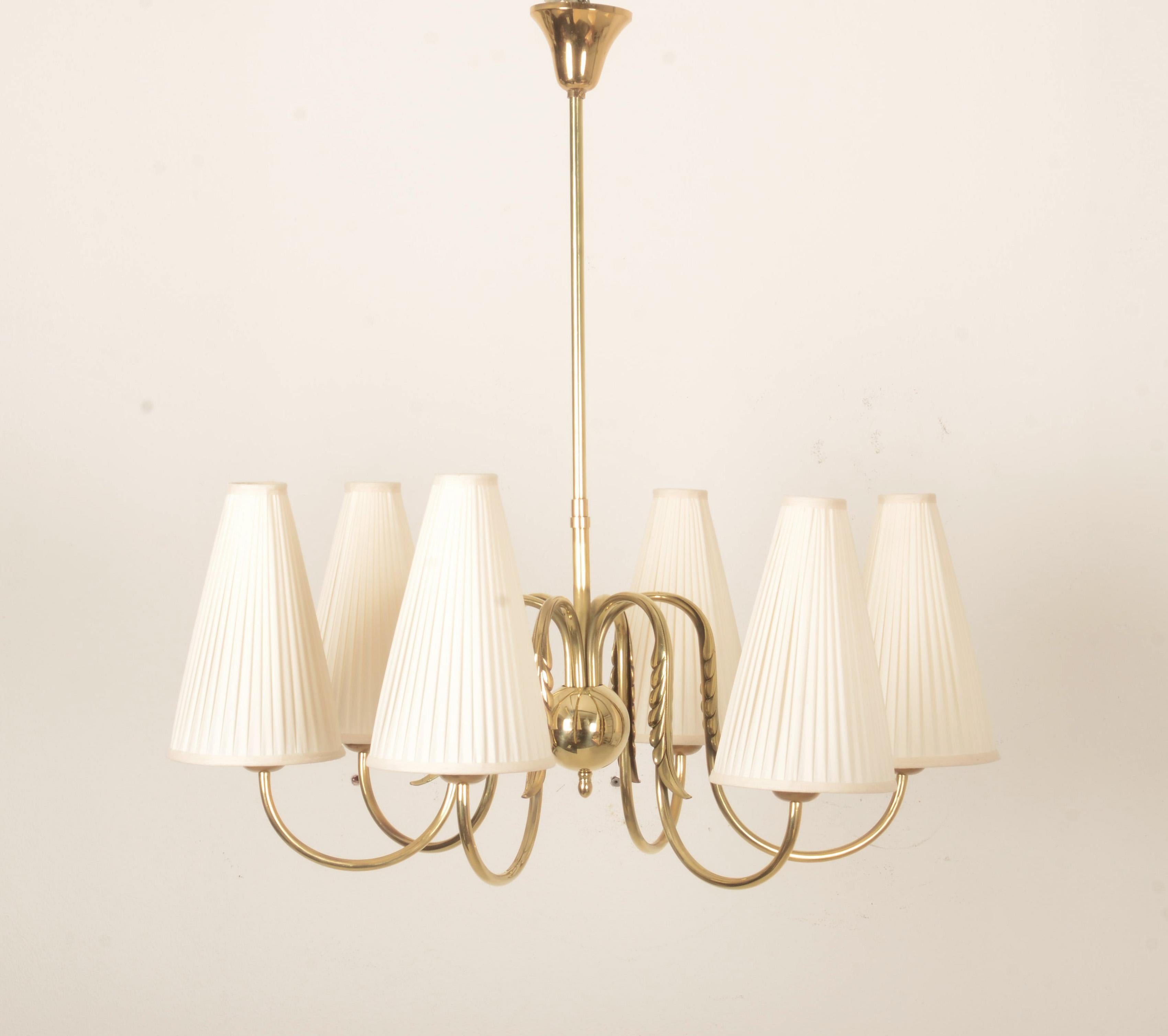 Brass Chandelier By Josef Frank For J.T. Kalmar In Good Condition In Vienna, AT