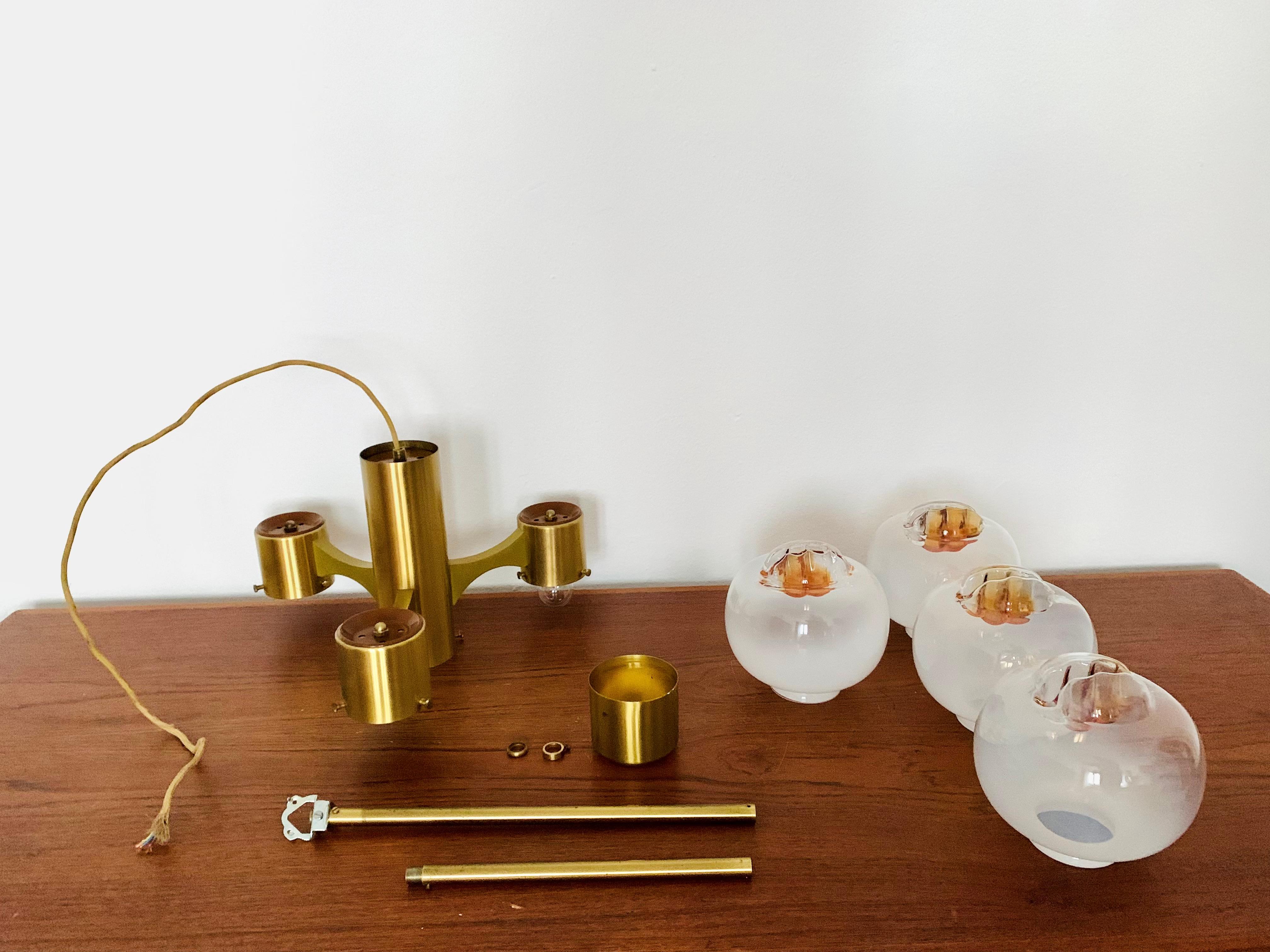 Brass chandelier For Sale 4