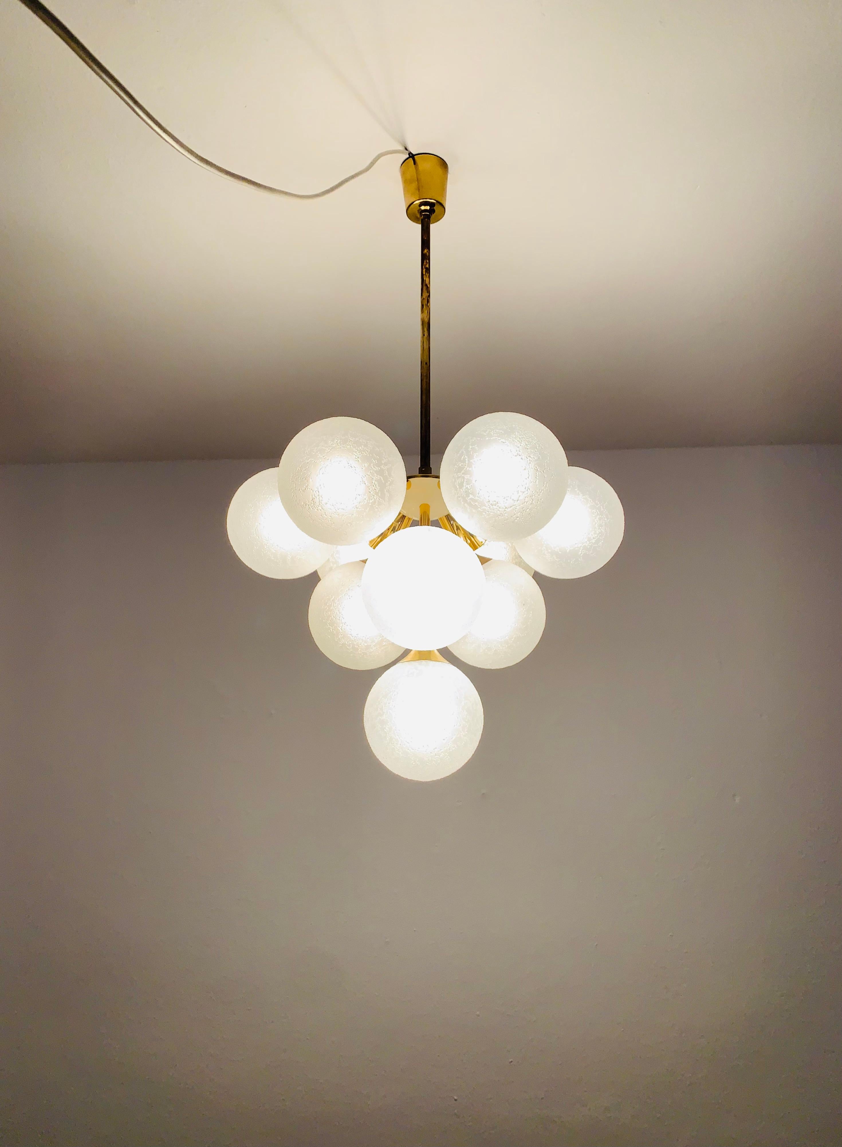 Lampadario in ottone in vendita 1